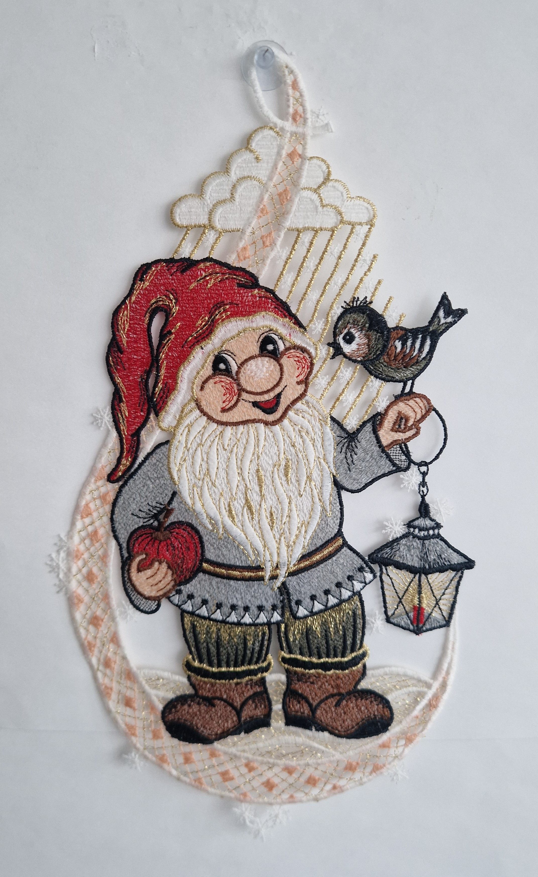 Stickereien Plauen Fensterbild Fensterbild Wichtel mit Laterne, echte Plauener Stickerei