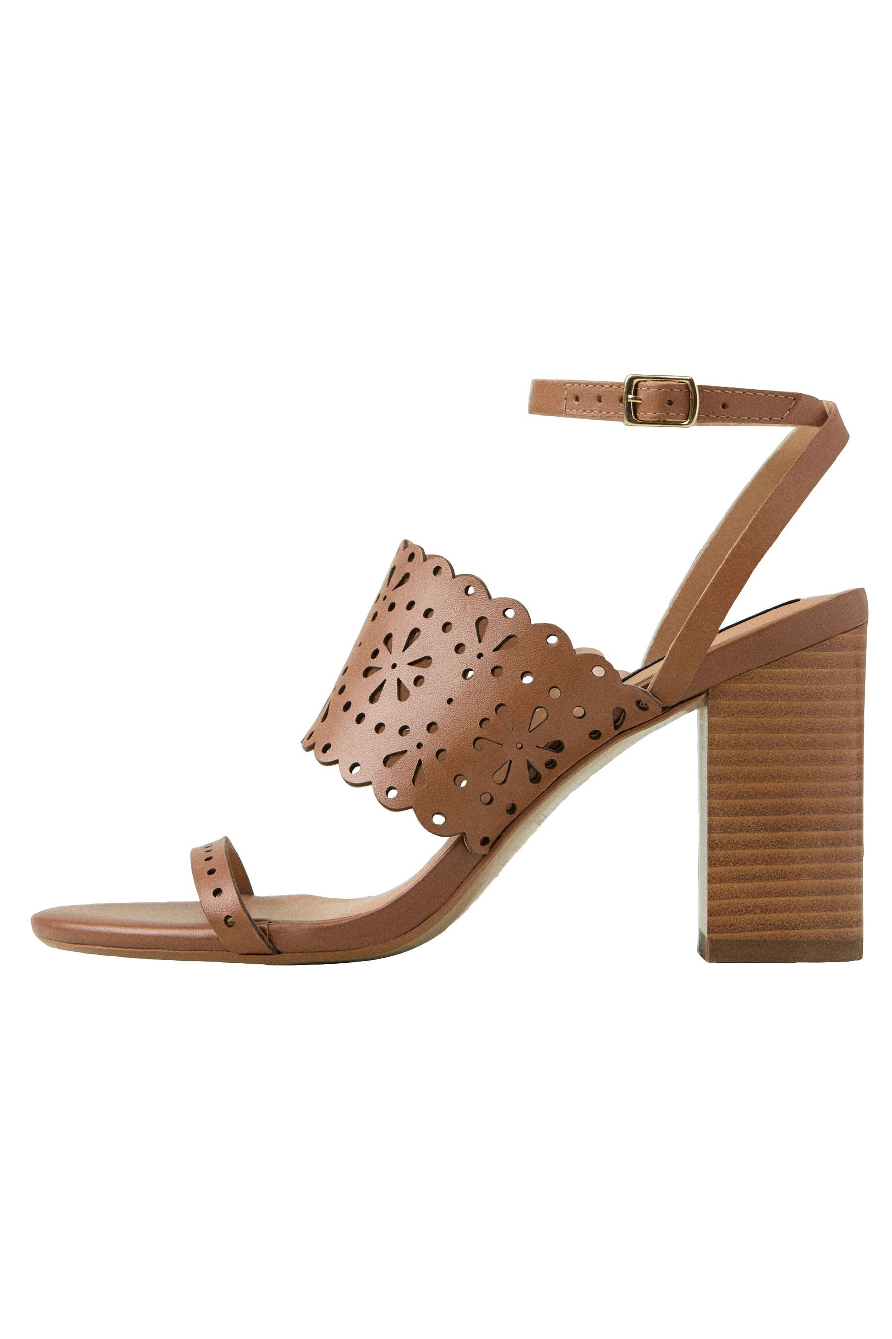 Next Runde Tabitha Simmons x Next Dahlia Sandaletten High-Heel-Sandalette (1-tlg)