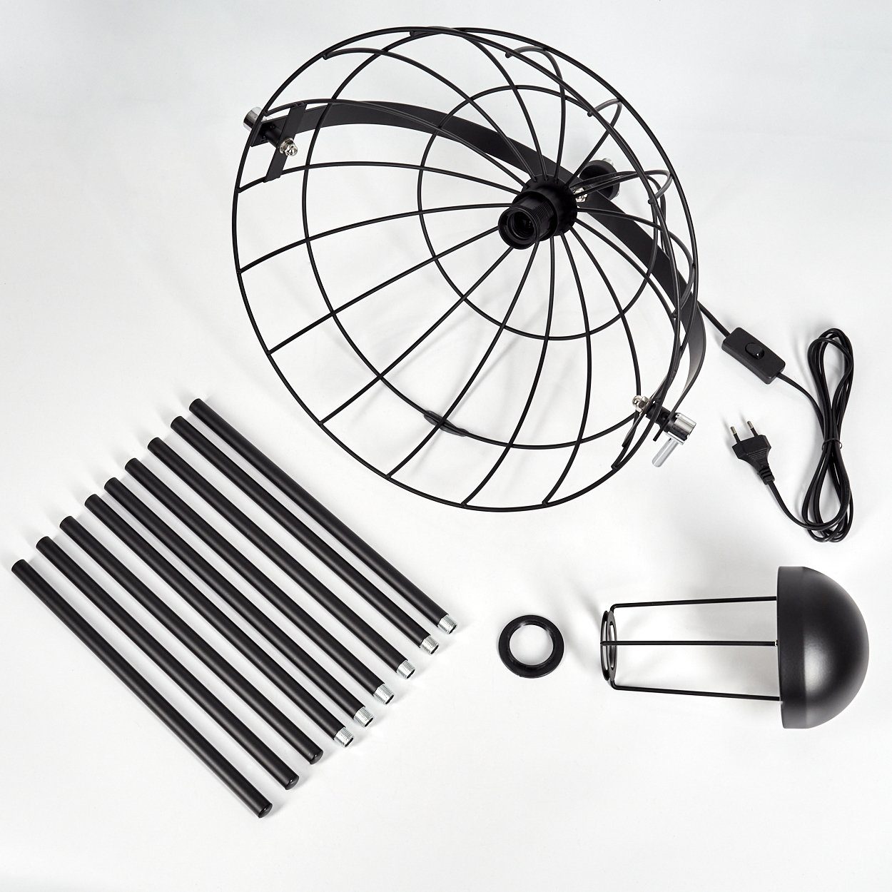 hofstein Stehlampe »Fiano« Vintage Stehleuchte, Gitter-Lampenschirm aus Metall in Schwarz, ohne Leuchtmittel, Ø42cm, E27, Bodenleuchte m. Lichteffekt im Retro-Design, auch. € 49,99