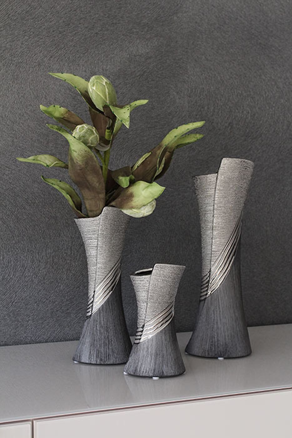 Vase"Bridgetown" x grau, cm x 2 Keramik GILDE cm cm 9,5 Dekovase (BxHxL) Dekoartikel 12 VE dekorative Vase 30 Vase Tischvase Dekovase