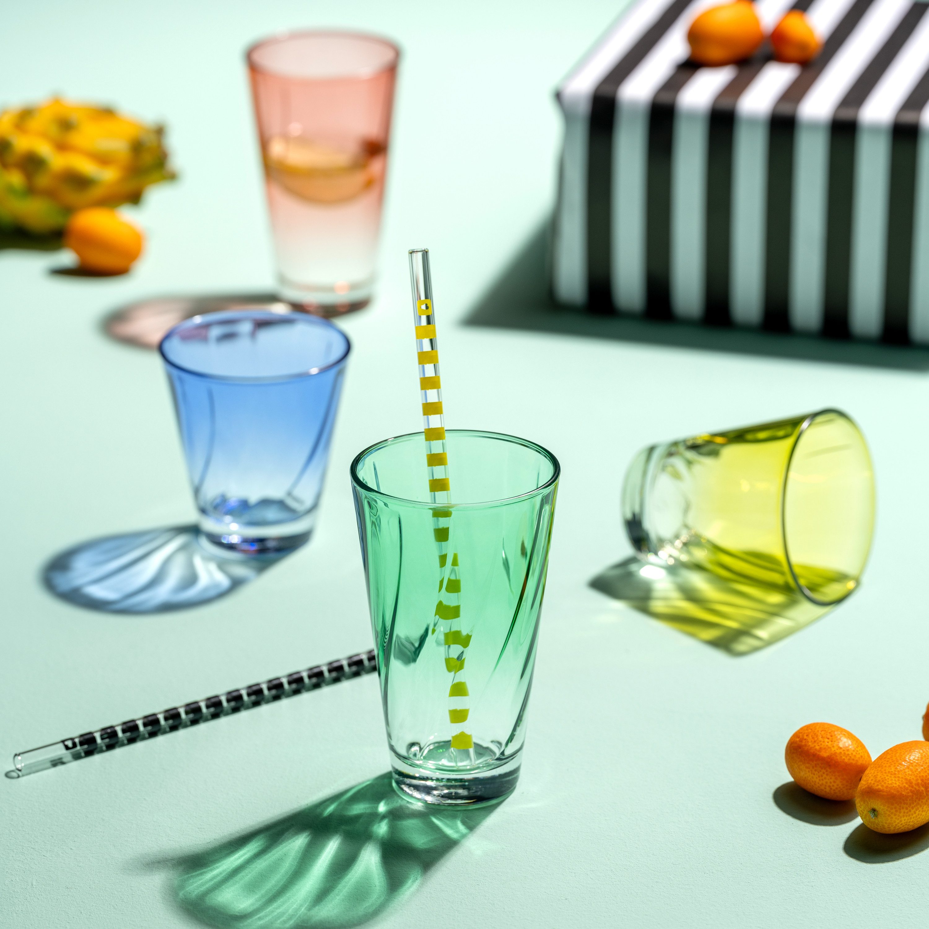 LEONARDO Gläser-Set Trinkglas, TWIST, 215 ml, farbig sortiert, 4er-Set, 4-tlg., Glas, Whiskybecher, spülmaschinengeeignet