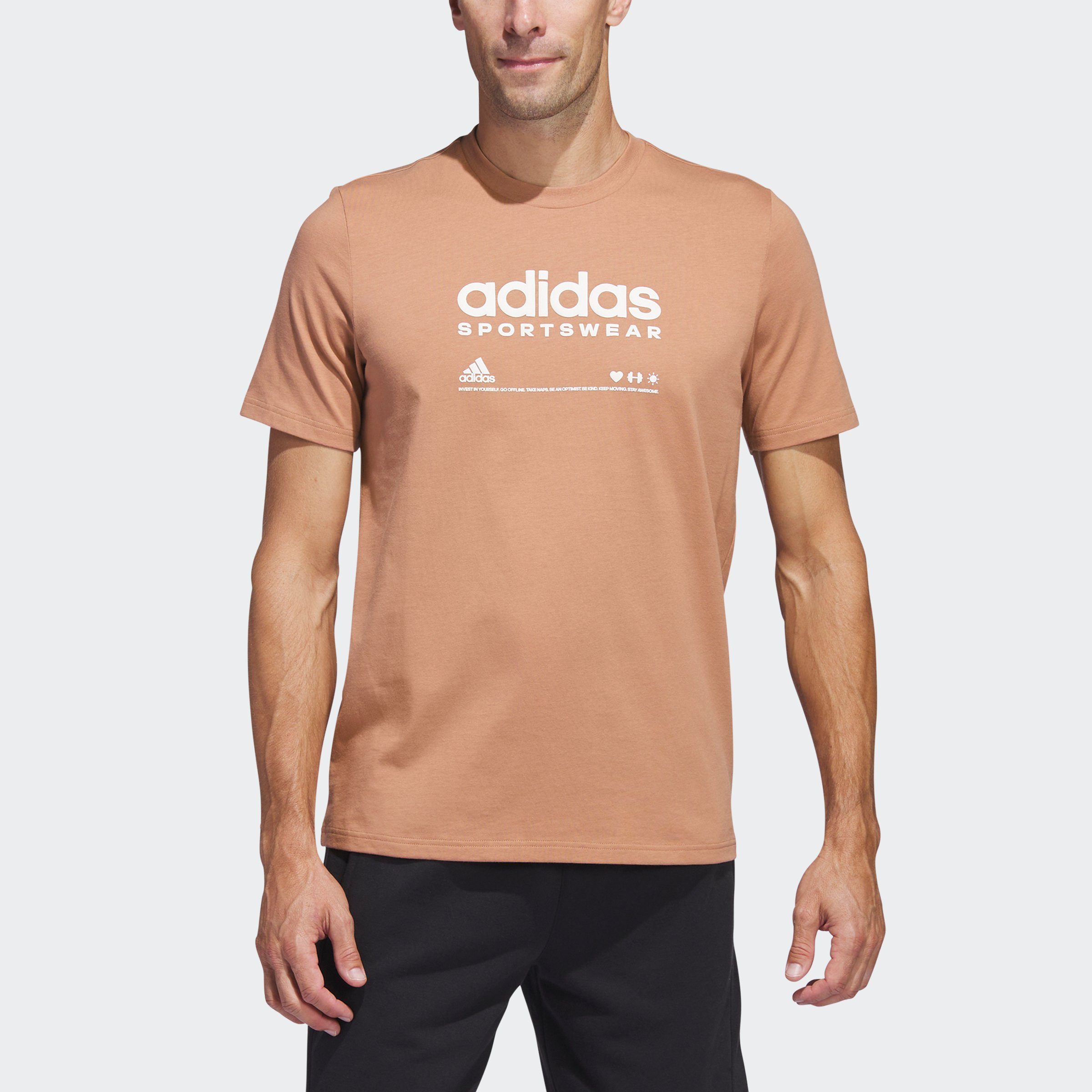 adidas Strata Clay Sportswear ADIDAS GRAPHIC T-Shirt LOUNGE