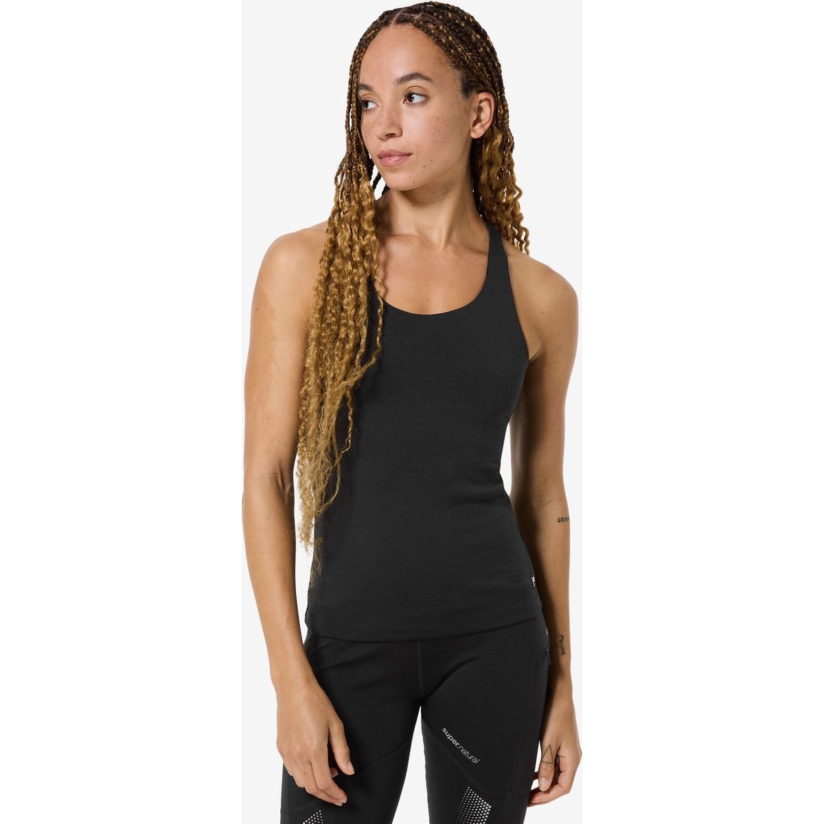 SUPER.NATURAL Tanktop W Sporty TOP Vielseitiges Damen-Sporttop aus Merinowolle mit integriertem BH und
