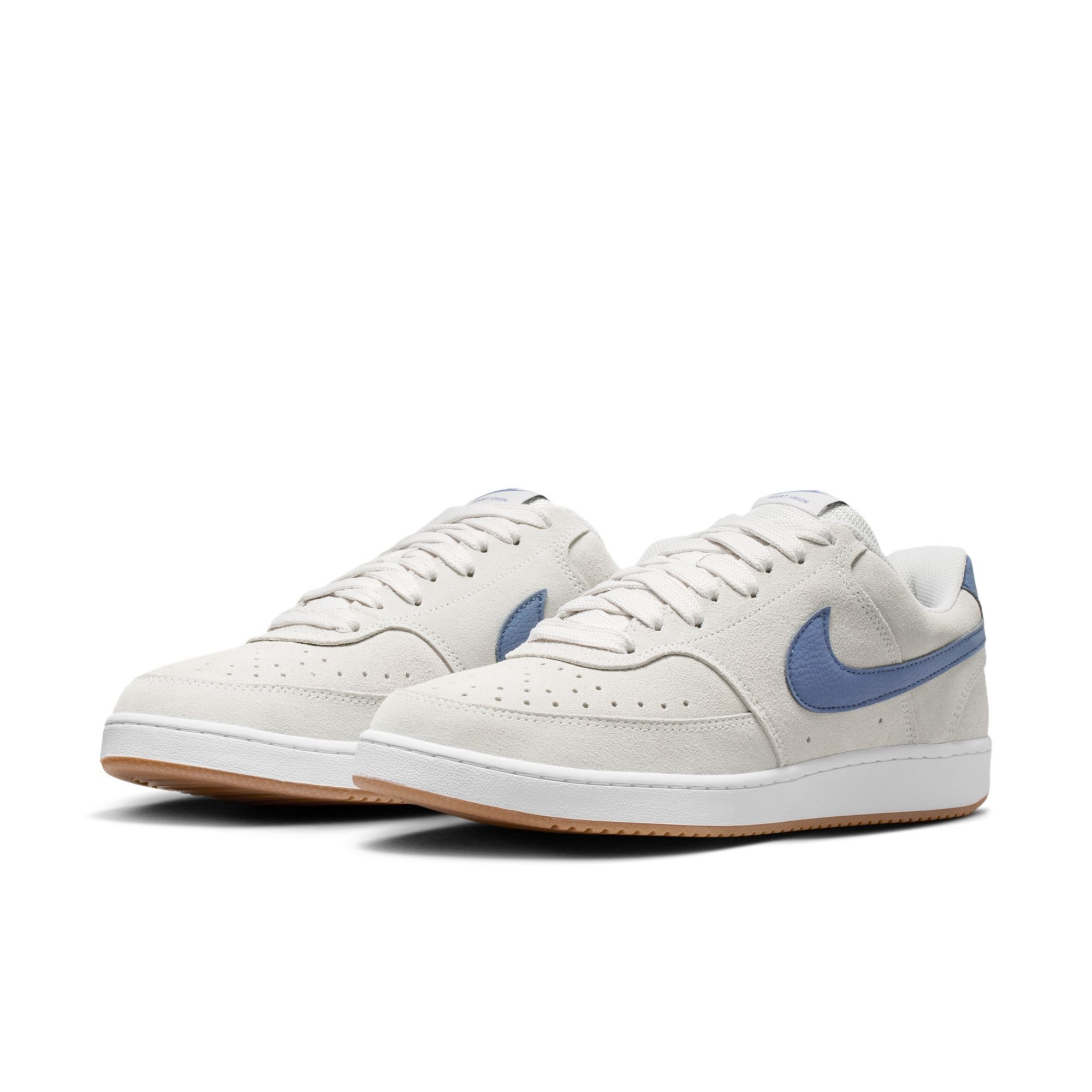 Nike Sportswear COURT VISION LO FL V2 Sneaker inspiriert vom Design des Nike Air Force