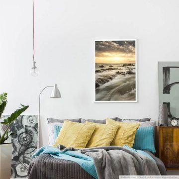 Sinus Art Poster Landschaftsfotografie 60x90cm Poster Strand mit dramatischen Wellen