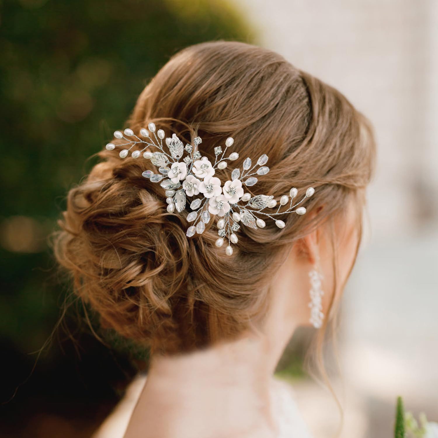 MOPUEA Diadem Haarschmuck aus Weißen Blumenimitationsperlen Hochzeit Haarkamm 15*8cm