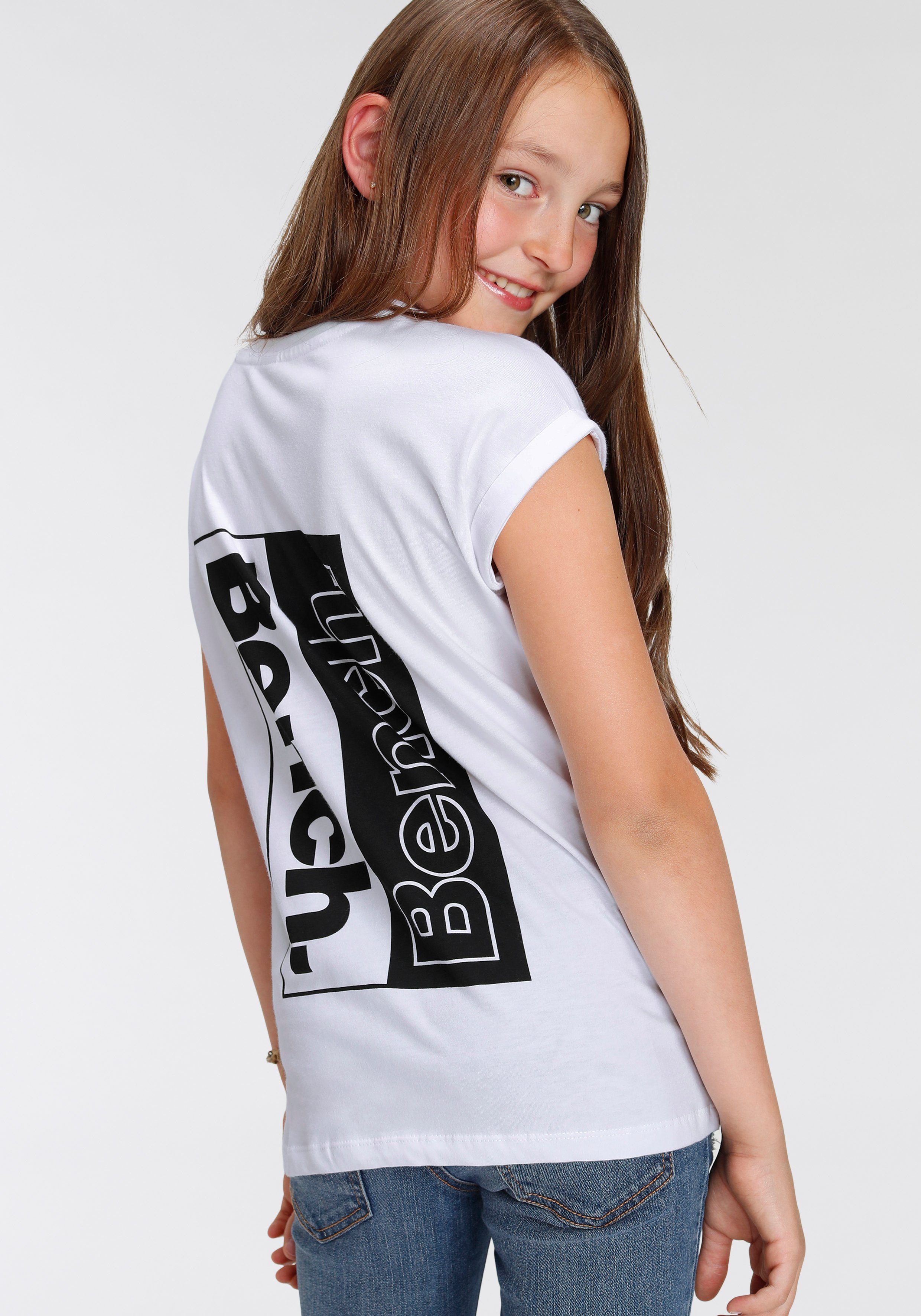 Bench. T-Shirt mit Logo Rückendruck