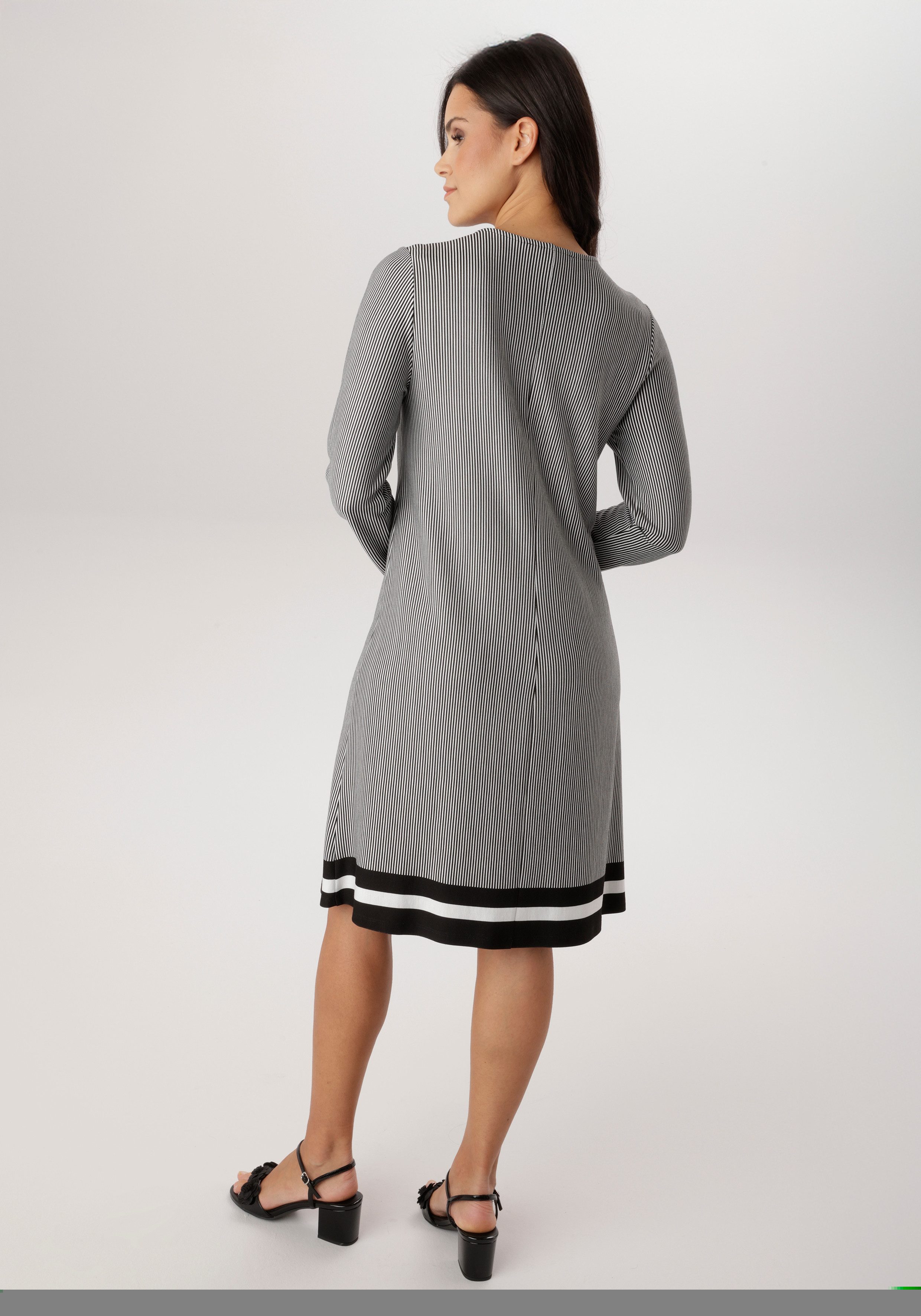 Aniston SELECTED Jerseykleid in leichter A-Linien-Form