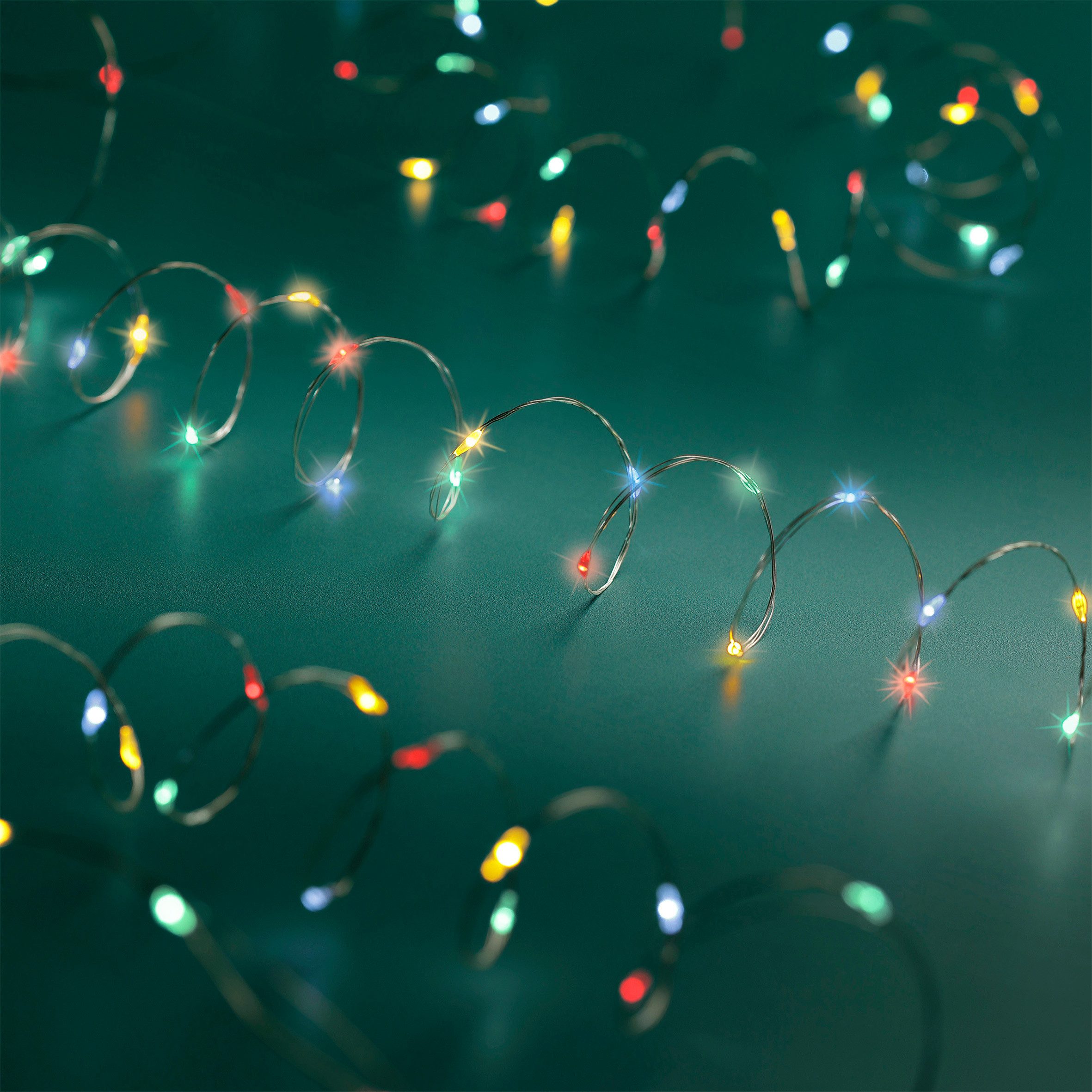 Spetebo LED-Lichterkette LED Draht Lichterkette 5 m - 100 LED, 100-flammig, Deko Beleuchtung für Außen mit 8 Funktionen