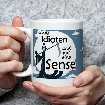 GRAVURZEILE Tasse mit Spruch - So viele Idioten und nur eine Sense, Farbe: Weiß