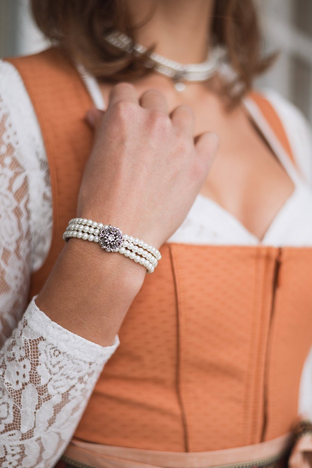 LUISIA® Perlenarmband Perlenarmband 'Nyala' 3-reihig mit Kristall von Sw günstig online kaufen