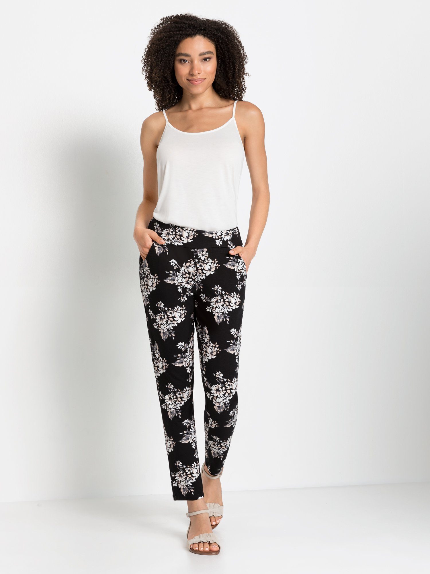 LASCANA 7/8-Hose mit Ethnodruck – Bild 4 von 4