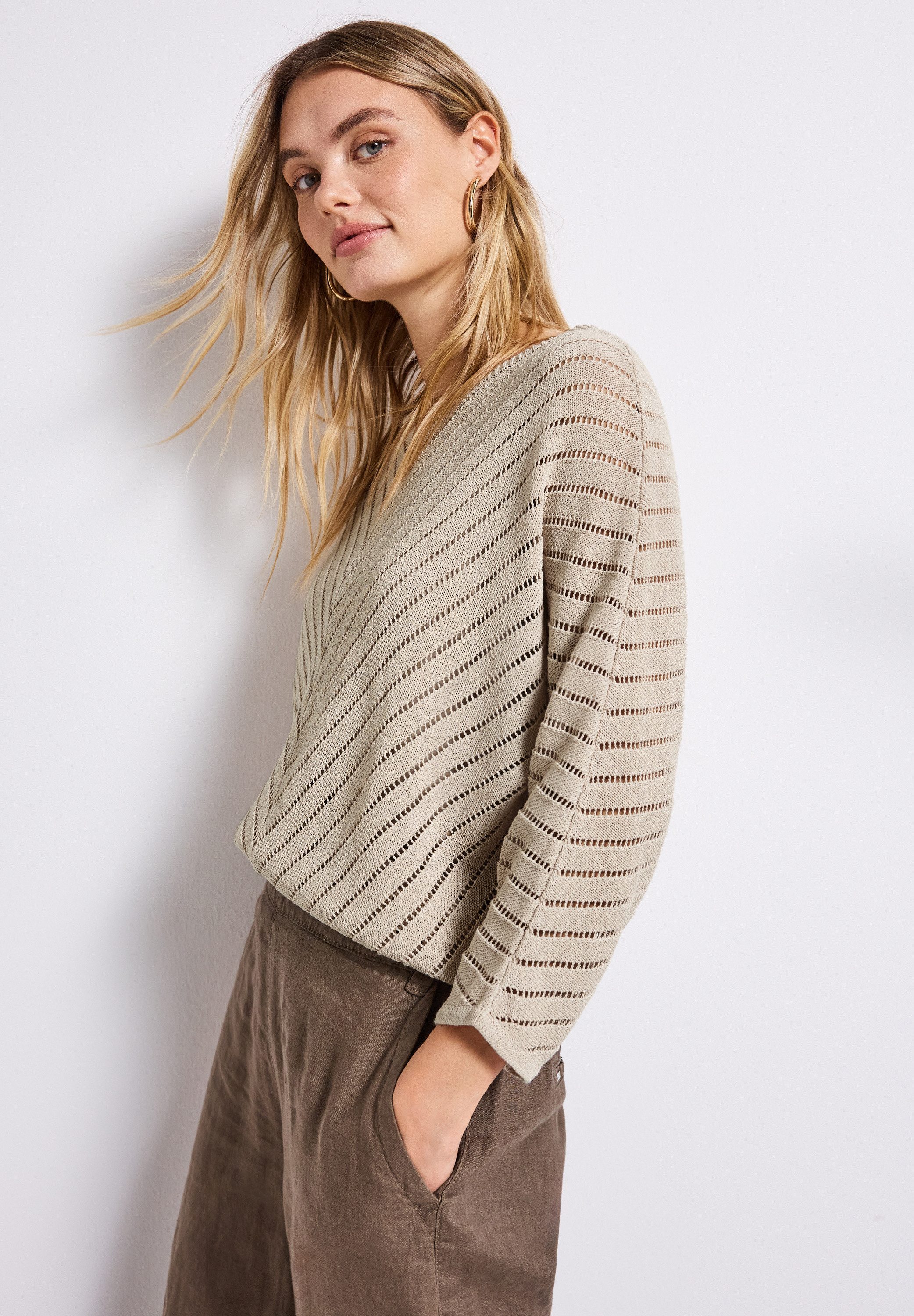 STREET ONE Strickpullover mit durchscheinenden Häkel-Details und grafischem günstig online kaufen