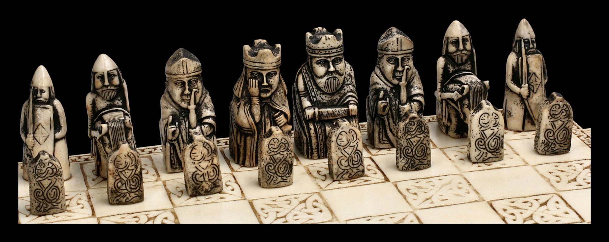 Figuren Shop GmbH Spiel, Wikinger of Isle Strategiespiel - Lewis - Schachspiel Schach Figuren