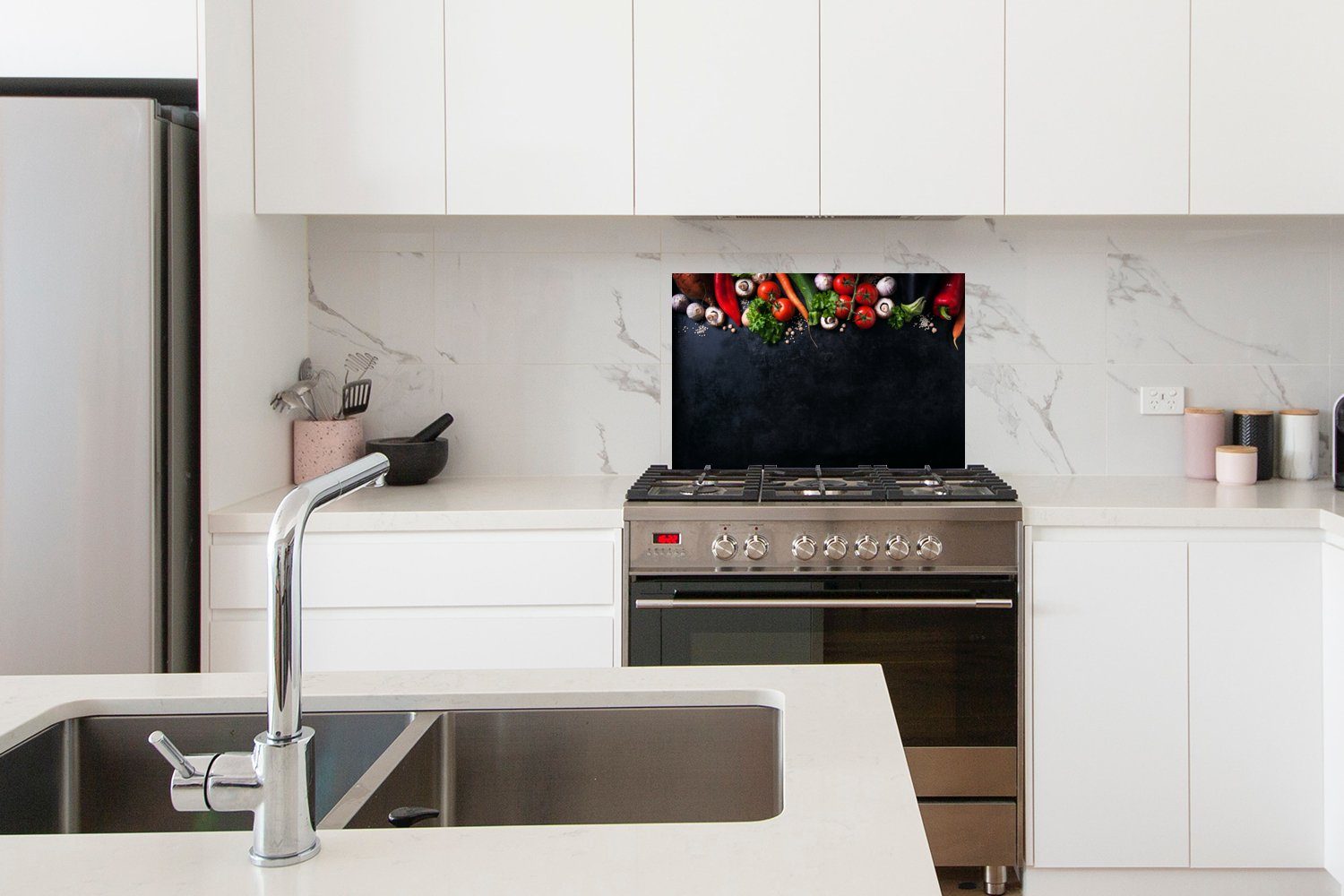 MuchoWow 60x40 - küchen Gewürze Herdblende Küchenrückwand - Temperaturbeständig - Wandschutz, aus Rustikal - Schwarz Gemüse - Küche, cm, (1-tlg), Kräuter