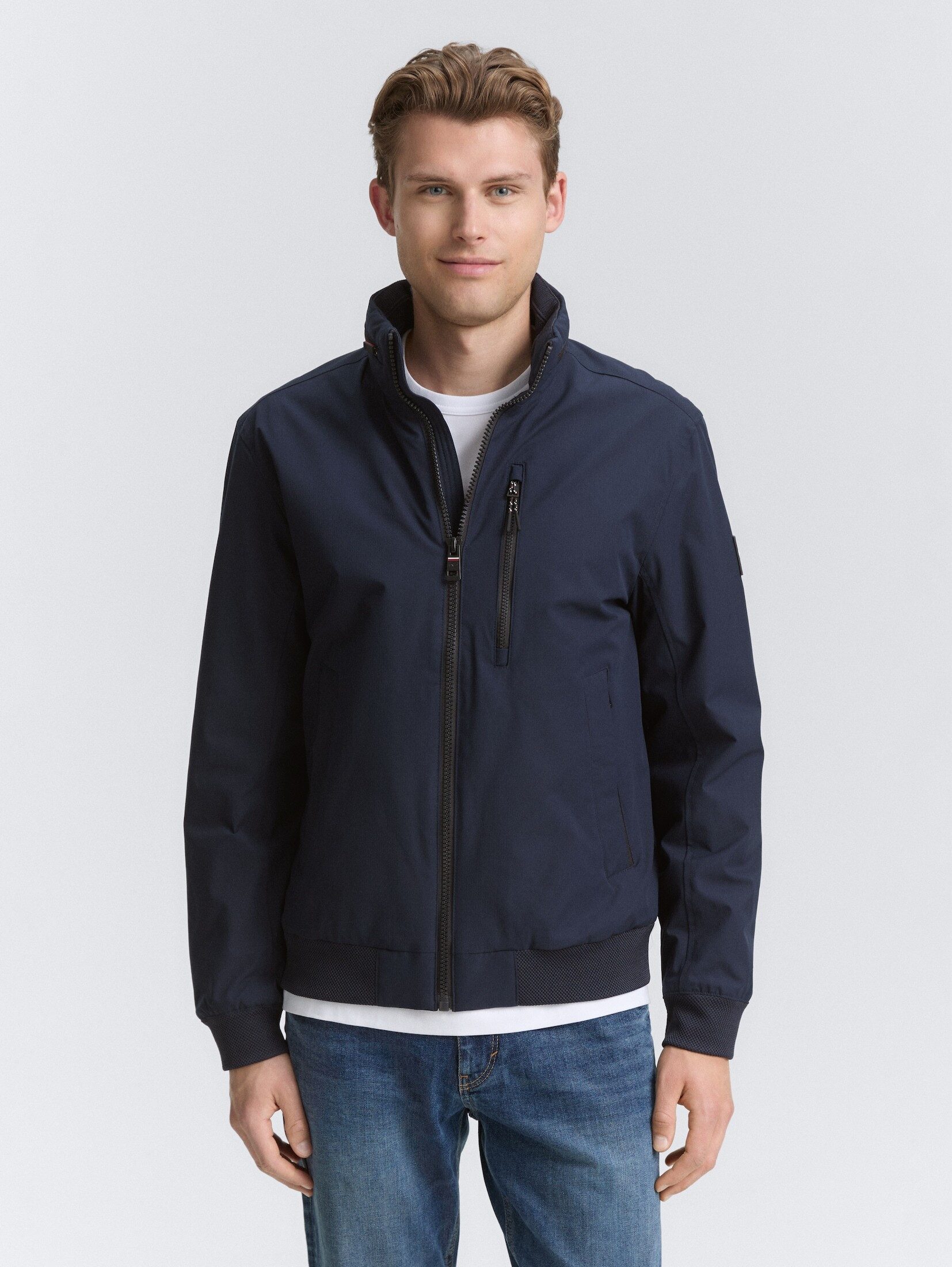 Winterjacke Blouson Jacke mit verstaubarer Kapuze