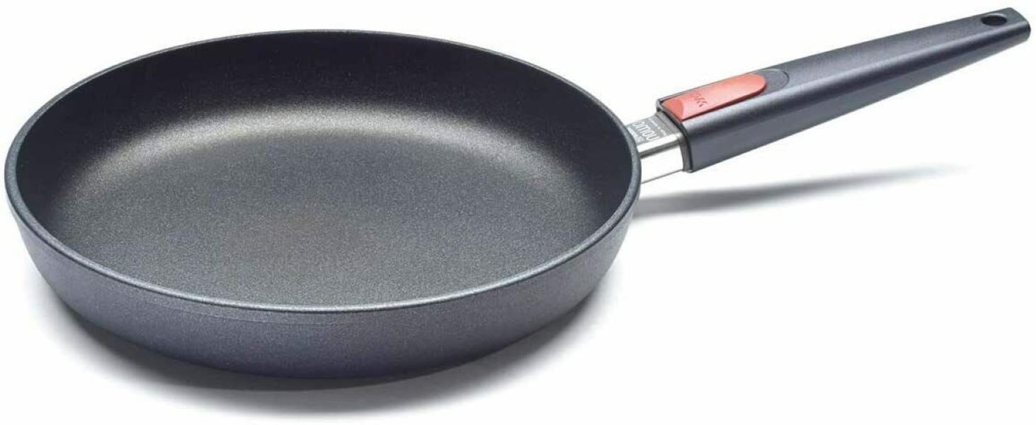 WOLL Servierpfanne Norbert Woll Gusspfanne Titanium Nowo rund 28 cm Aluminiumguss schwarz, (Gusspfanne), Antihaftbeschichtet