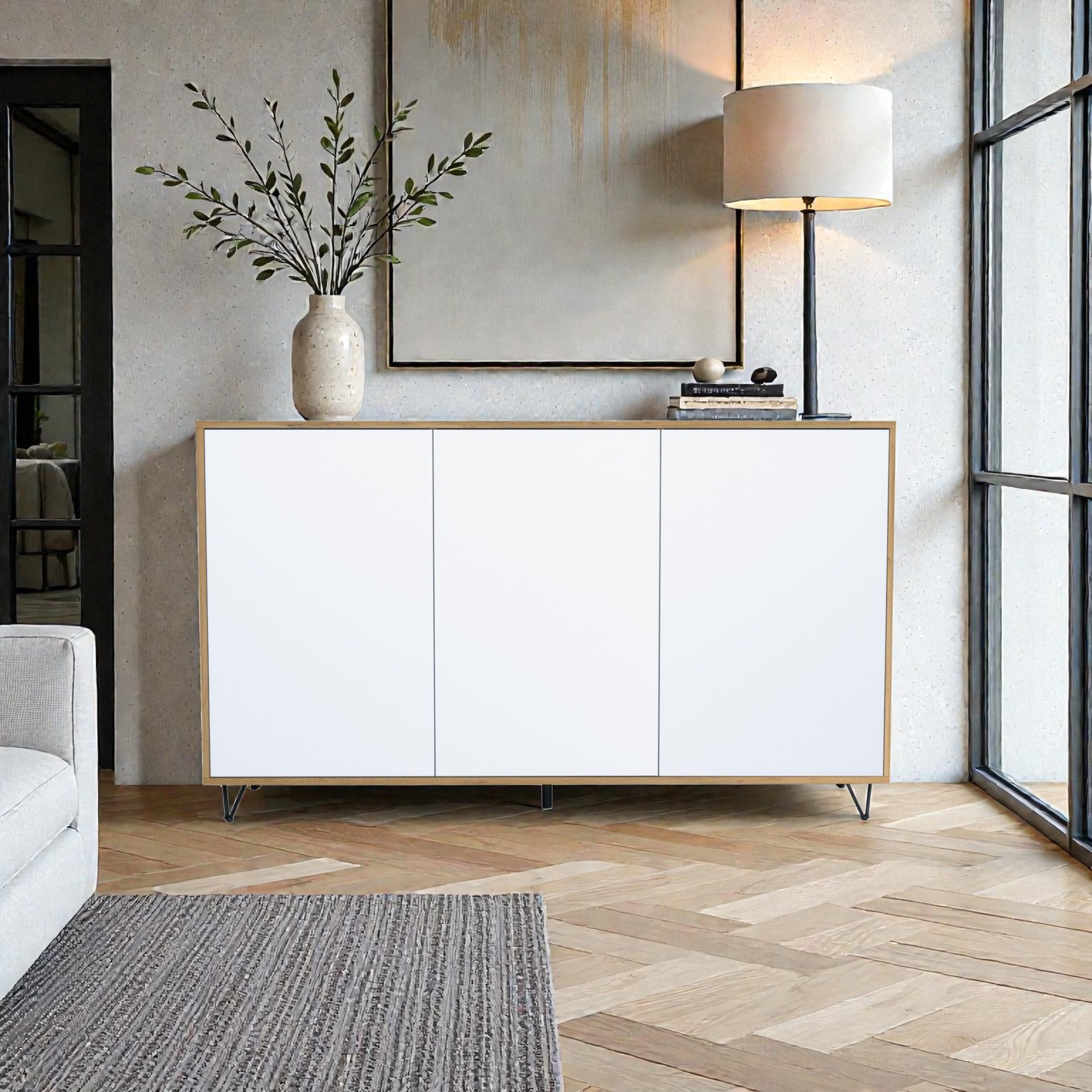 InnoFurn Sideboard Elisa, Kommode mit 3 Türen Push-to-Open, Made in Germany, Moderner Schrank