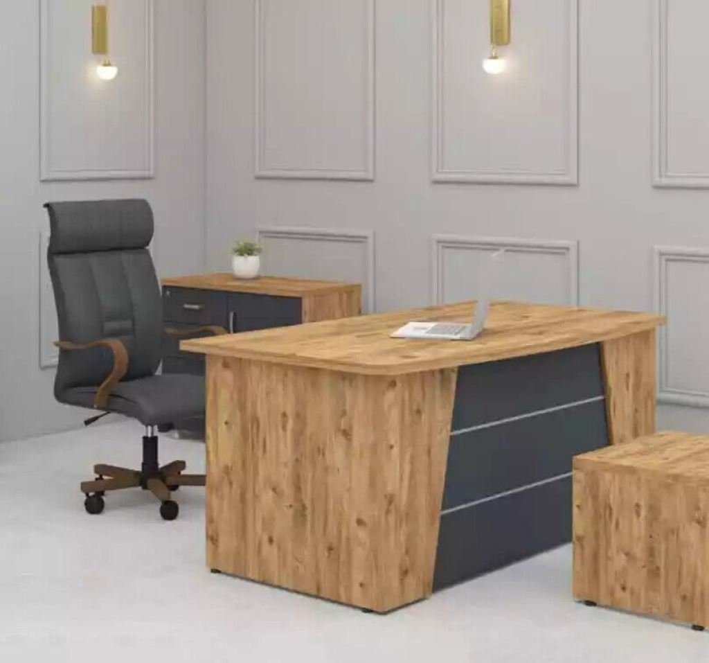 in Schreibtisch Arbeitszimmer Computertisch Möbel Büro Schreibtisch Made Holz Europa JVmoebel (Büro Schreibtisch),