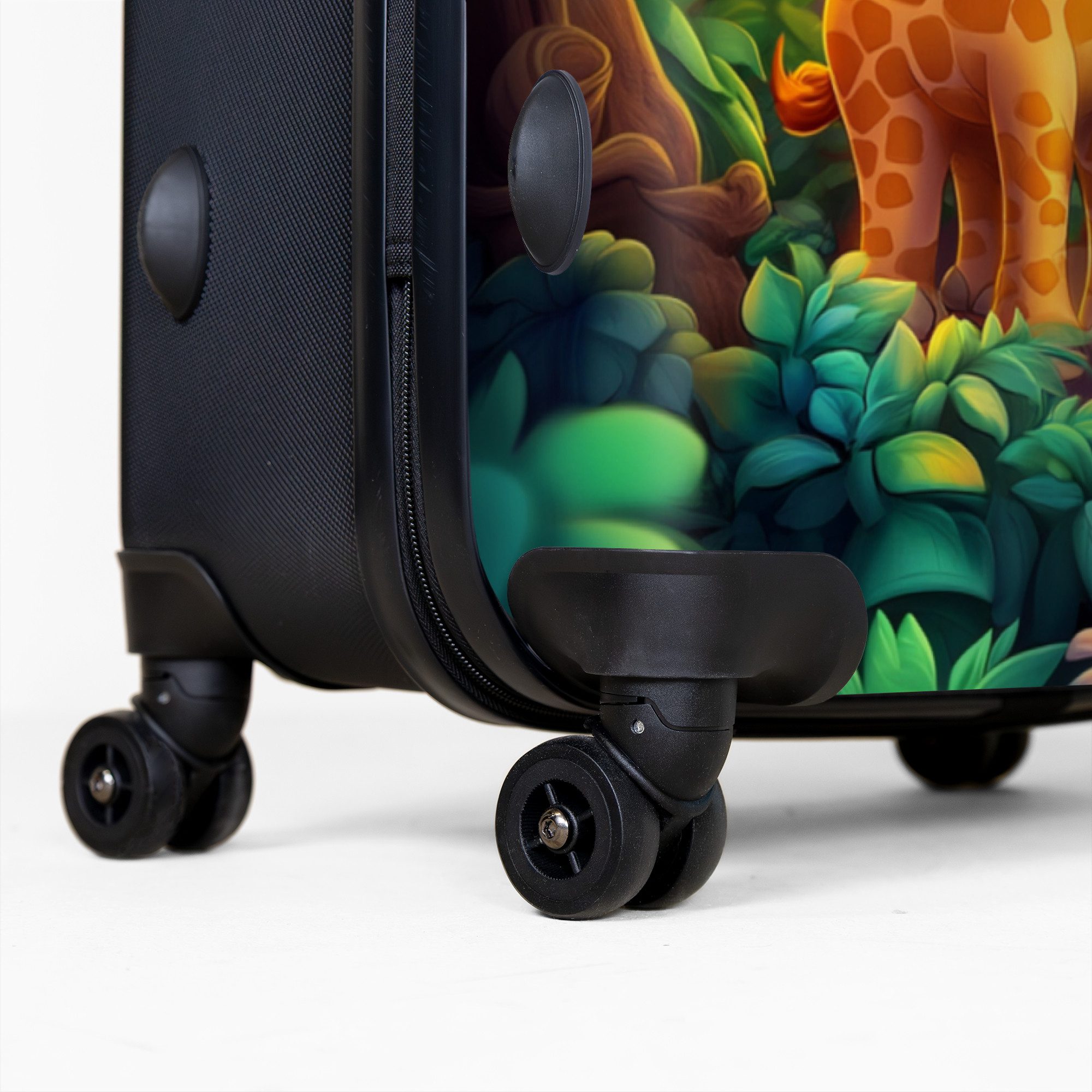NoBoringSuitcases.com© Kinderkoffer Giraffe, Elefant und Affe im Wald 77 cm - 98 L, 8 Rollen, Großer Reisetasche mit Rollen für 30kg, Kinderkoffer
