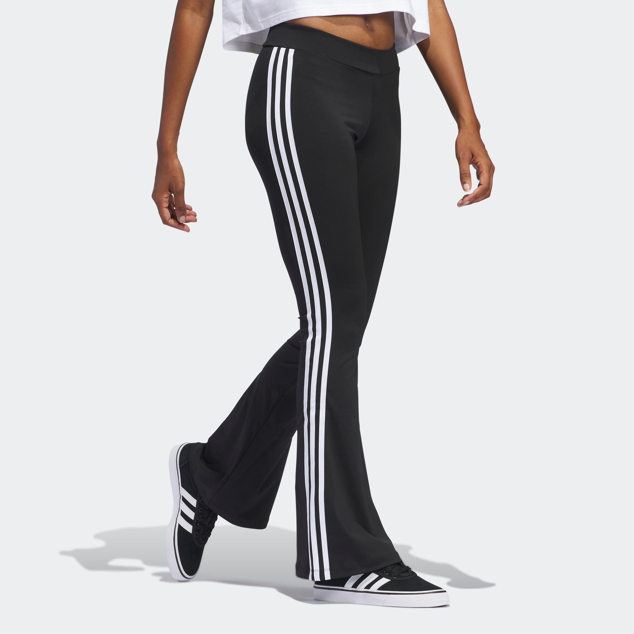 adidas Originals Leggings FLARED LEGGINGS (1-tlg) mit ausgestelltem Bein, s günstig online kaufen