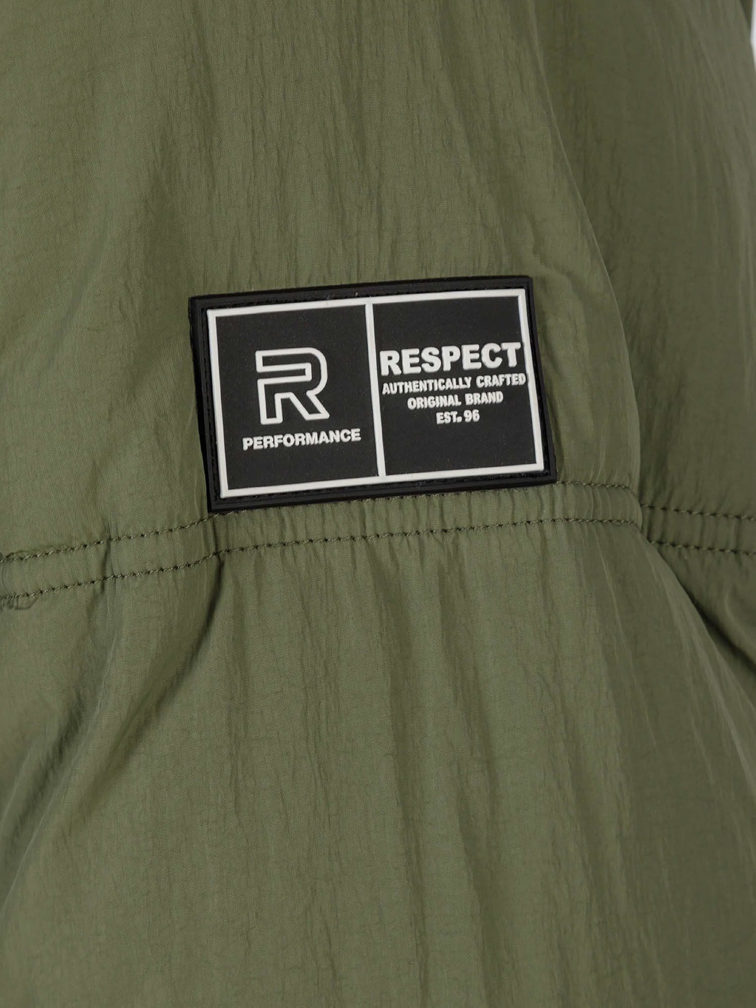 Respect Winterjacke Steppjacke mit Reißverschlusstaschen und Ärmelpatch  (XS-XXL) trendiges Design