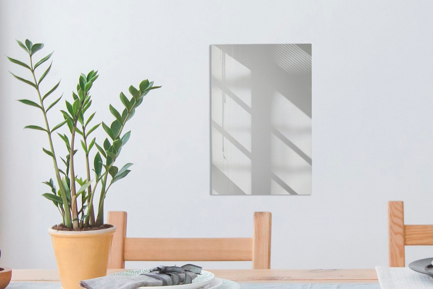 OneMillionCanvasses® Leinwandbild Ein Fensterglas 20x30 fertig Gemälde, bespannt mit Zackenaufhänger, St), Licht und (1 inkl. Leinwandbild cm Schatten