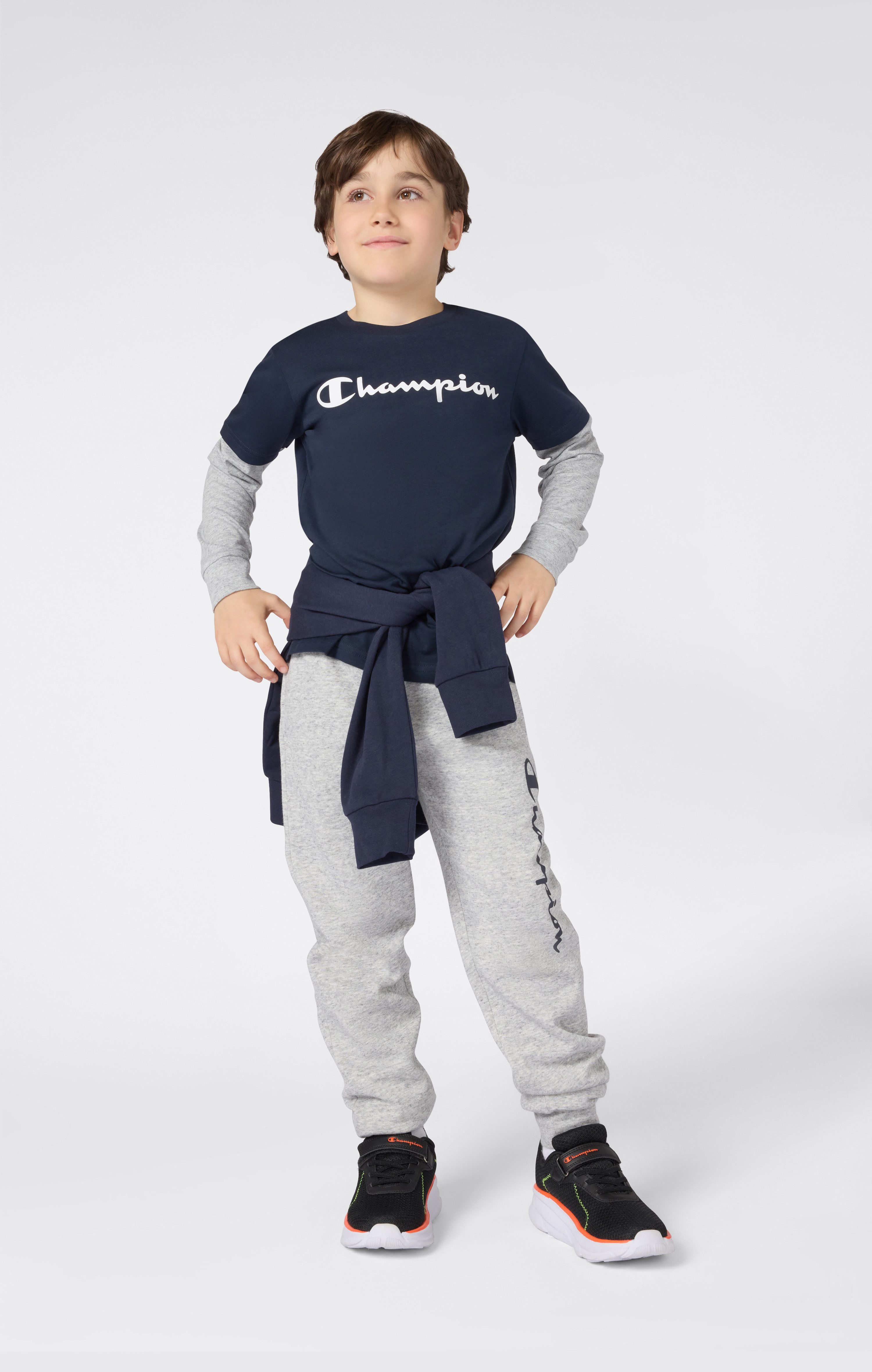 Champion Langarmshirt SPORTWEAR LONG SLEEVE Standard Fit für Kinder, mit Rundhalsausschnitt, aus Baumwolle, normale Länge