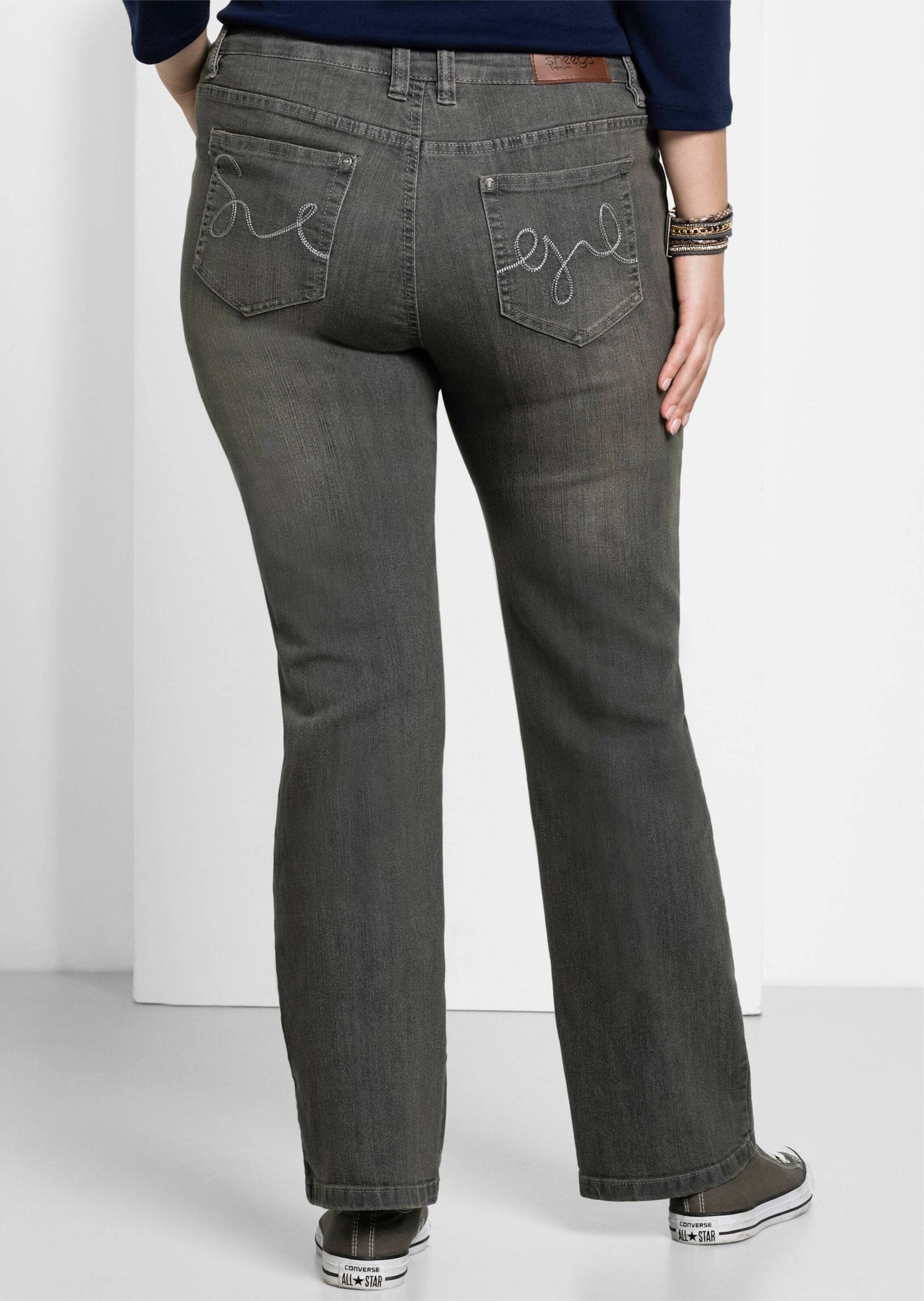 Sheego Bequeme Jeans Bootcut-Jeans in 5-Pocket-Form, mit Used-Effekten