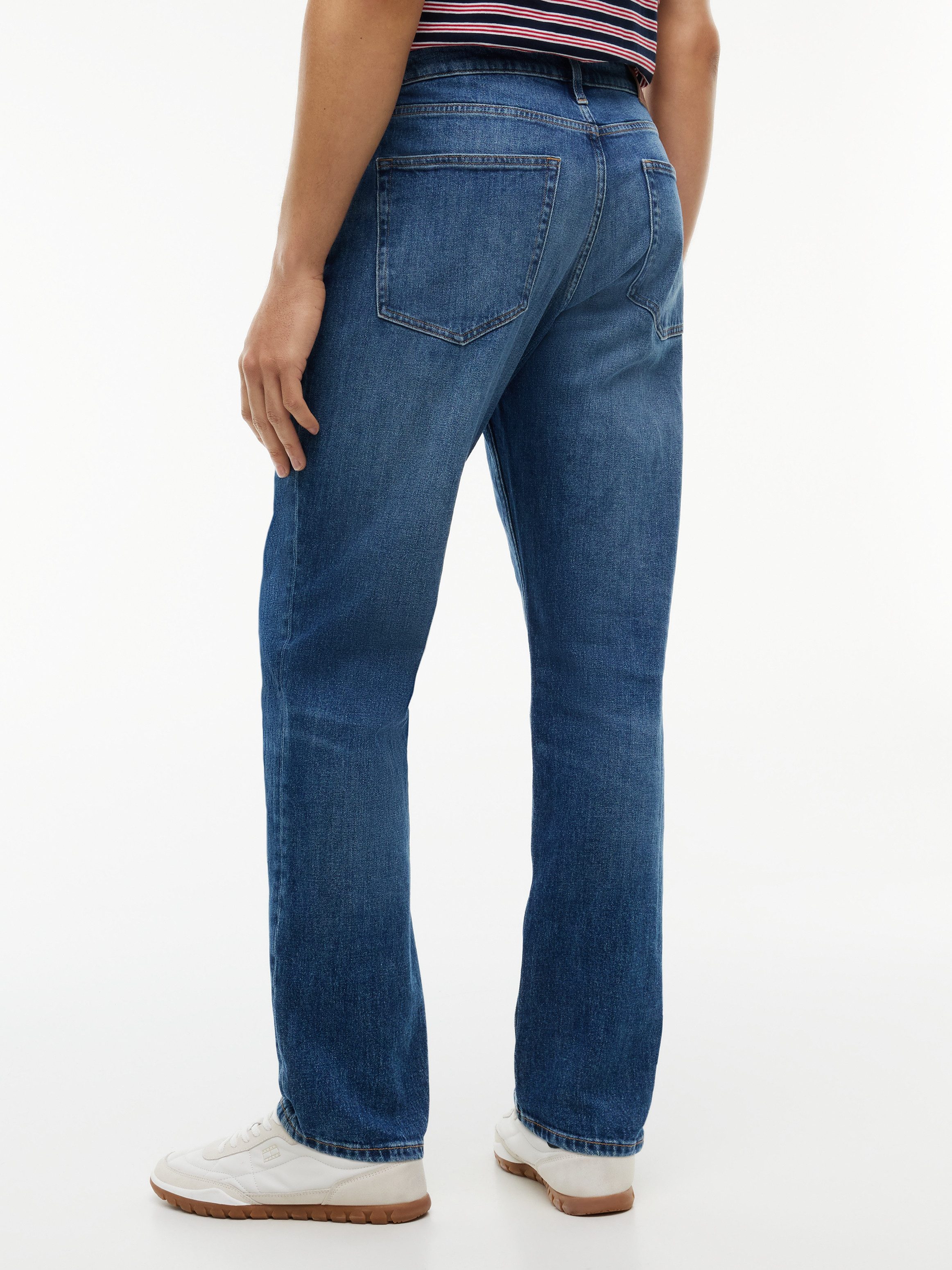 Tommy Jeans Straight-Jeans RYAN SLIM STRAIGHT Slim fit mit Taschen