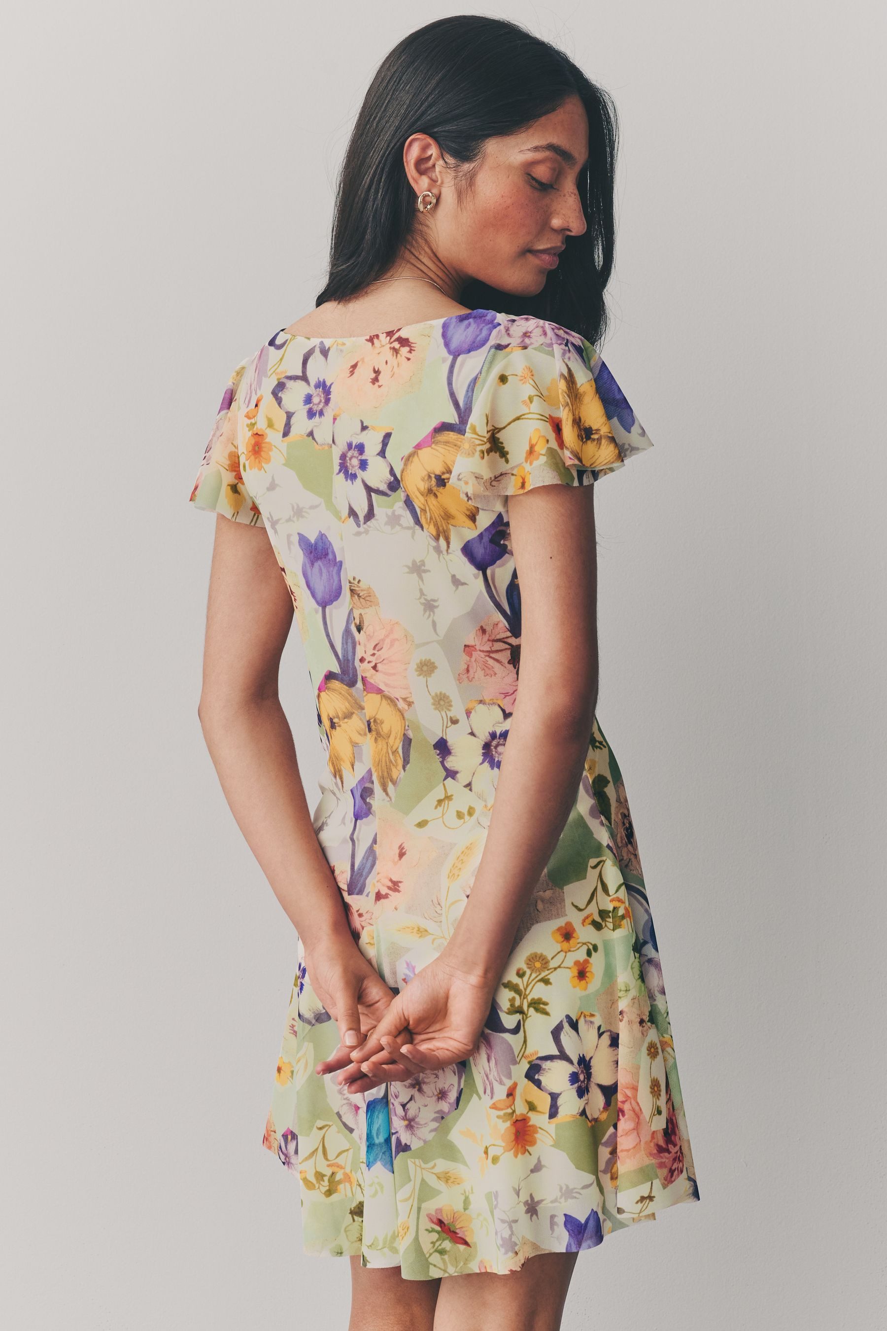 Next Minikleid Minikleid mit Flatterärmeln mit günstig online kaufen