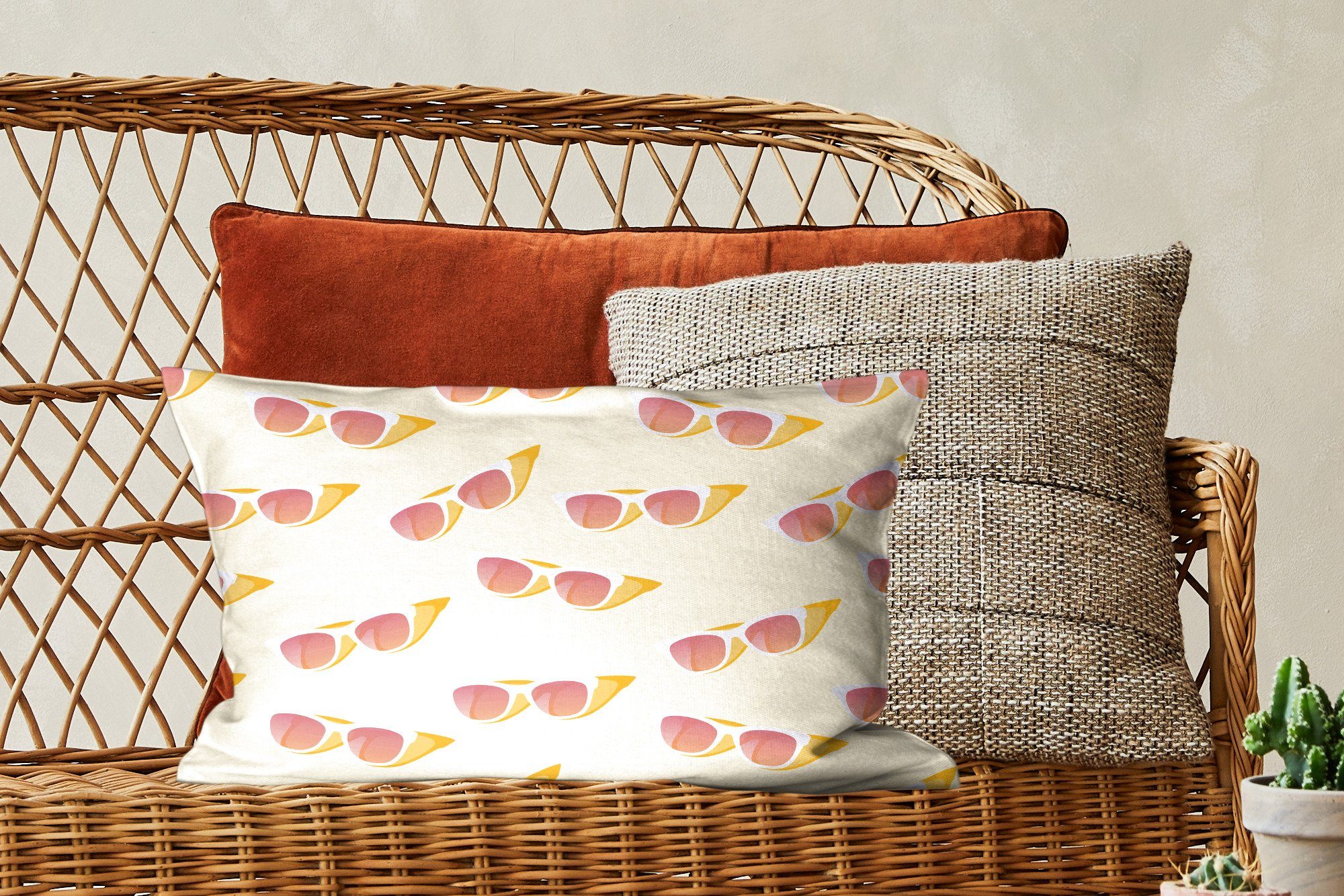 Dekokissen mit Wohzimmer Füllung, - Dekokissen MuchoWow - Sonnenbrille Zierkissen, Pastell, Sommer Schlafzimmer Dekoration,