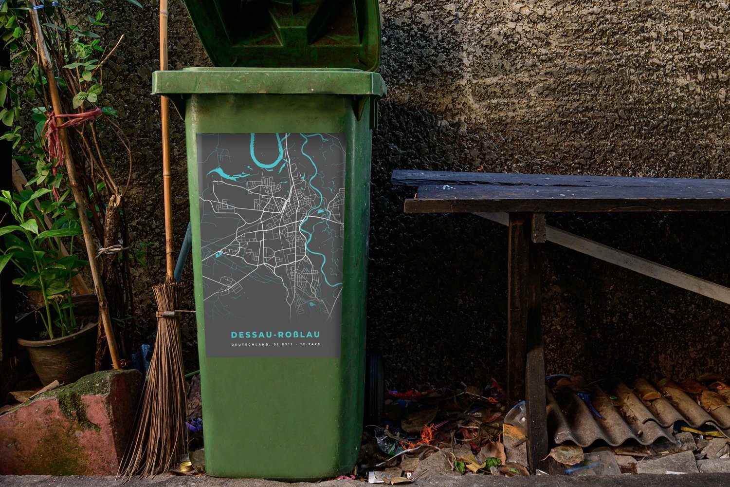 MuchoWow Wandsticker Blau - Sticker, St), Dessau Stadtplan - Deutschland Mülleimer-aufkleber, Karte Abfalbehälter Roßlau - Mülltonne, - (1 Container