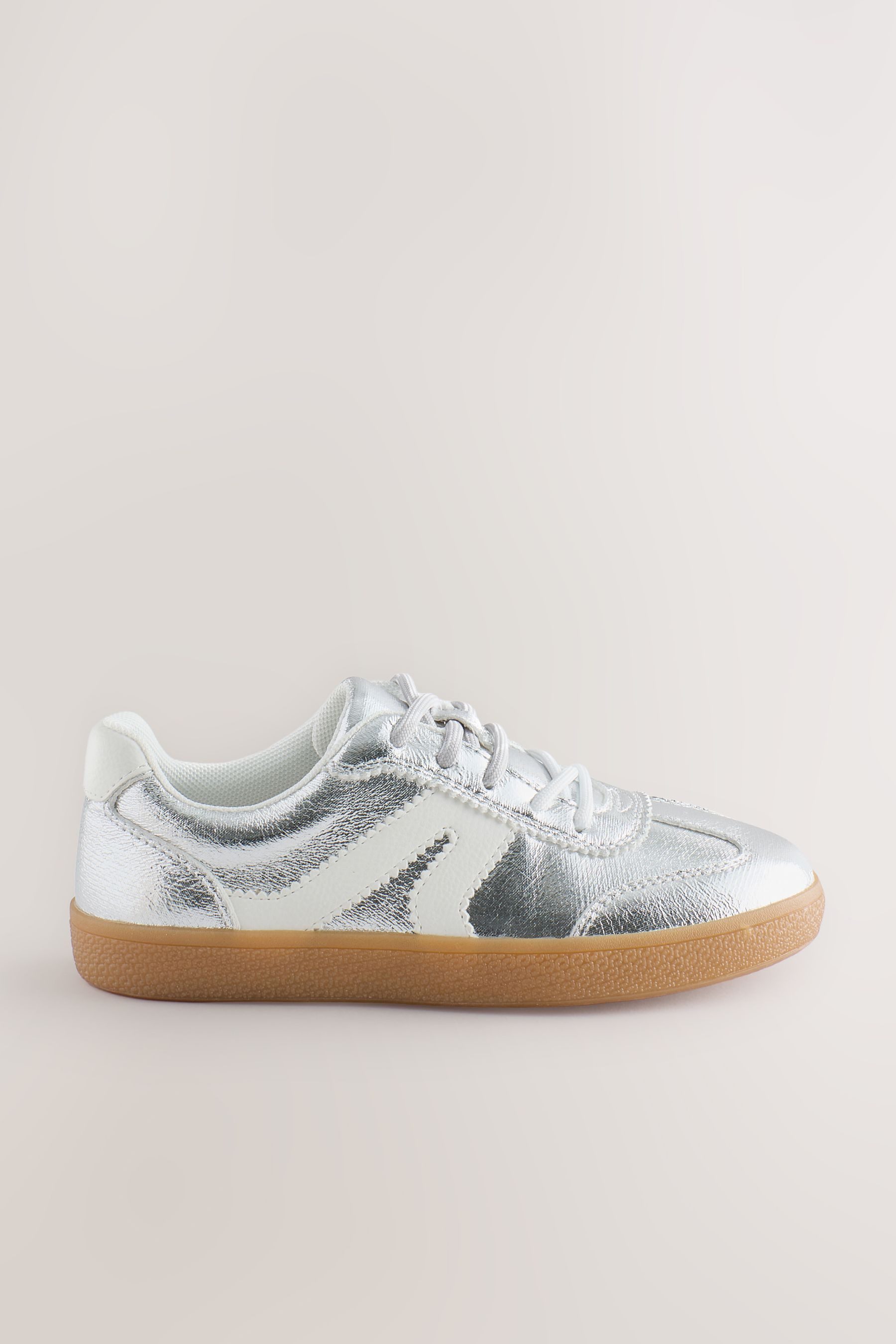 Next Sportschuh im Retro-Stil Sneaker (1-tlg)