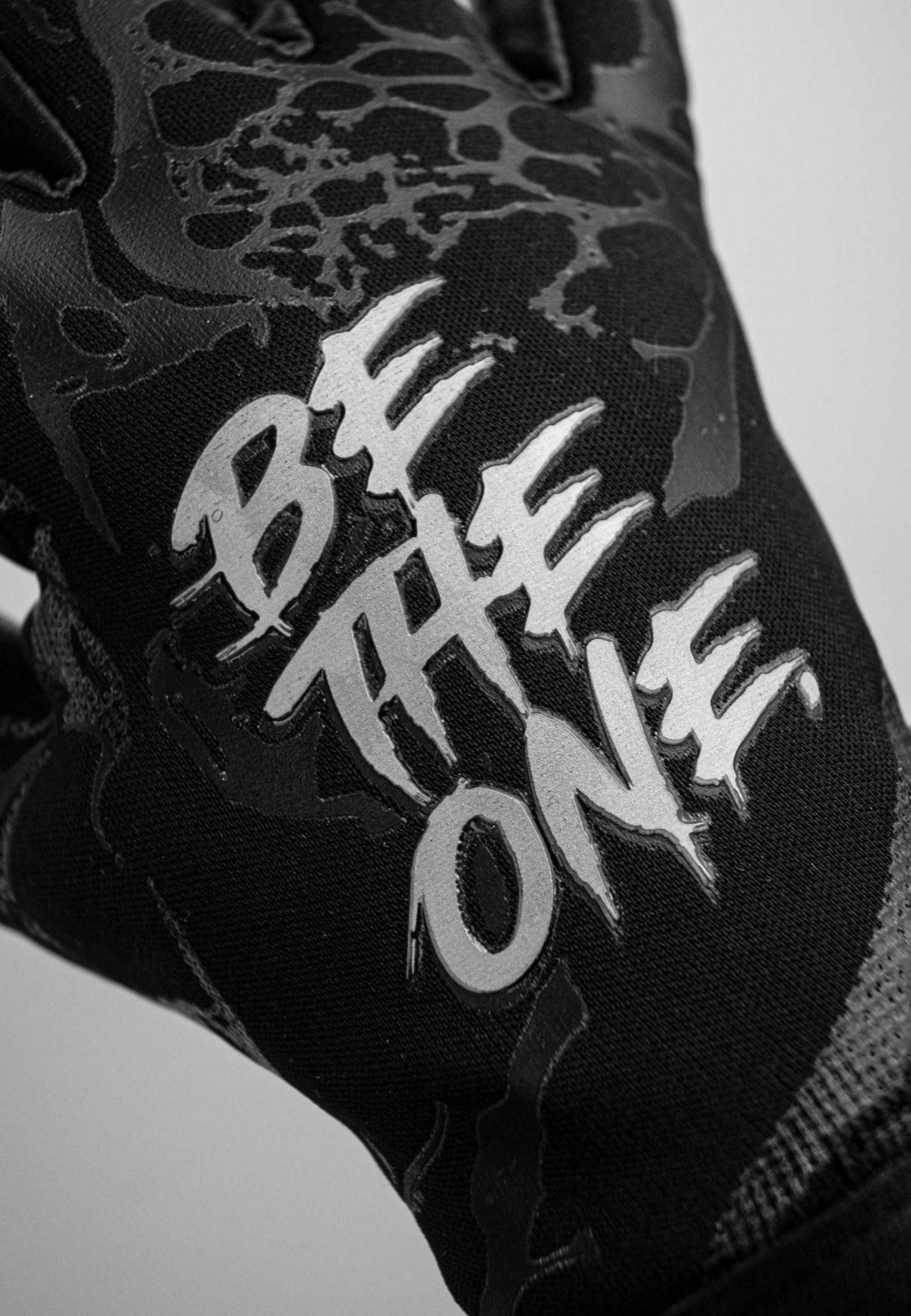 Reusch Torwarthandschuhe Pure Contact Infinity mit sehr gutem Grip