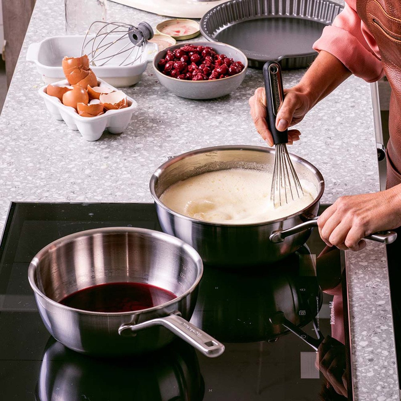 KitchenAid Kasserolle Chefs Pfanne Kasserolle (CC006024-001), Kunststoff, alle Herdarten, spülmaschinengeeignet, ofenfest, Ø 22 cm