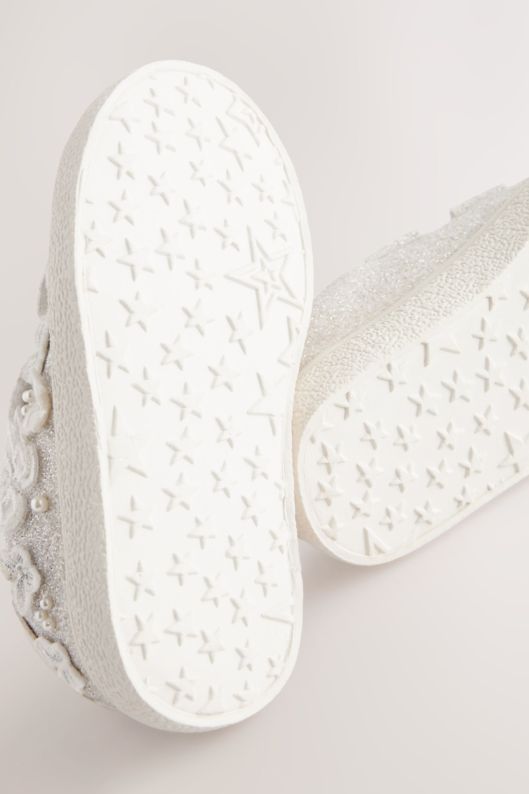 Next Schmetterling Turnschuhe mit Klettverschlussriemen Sneaker – Bild 3 von 5
