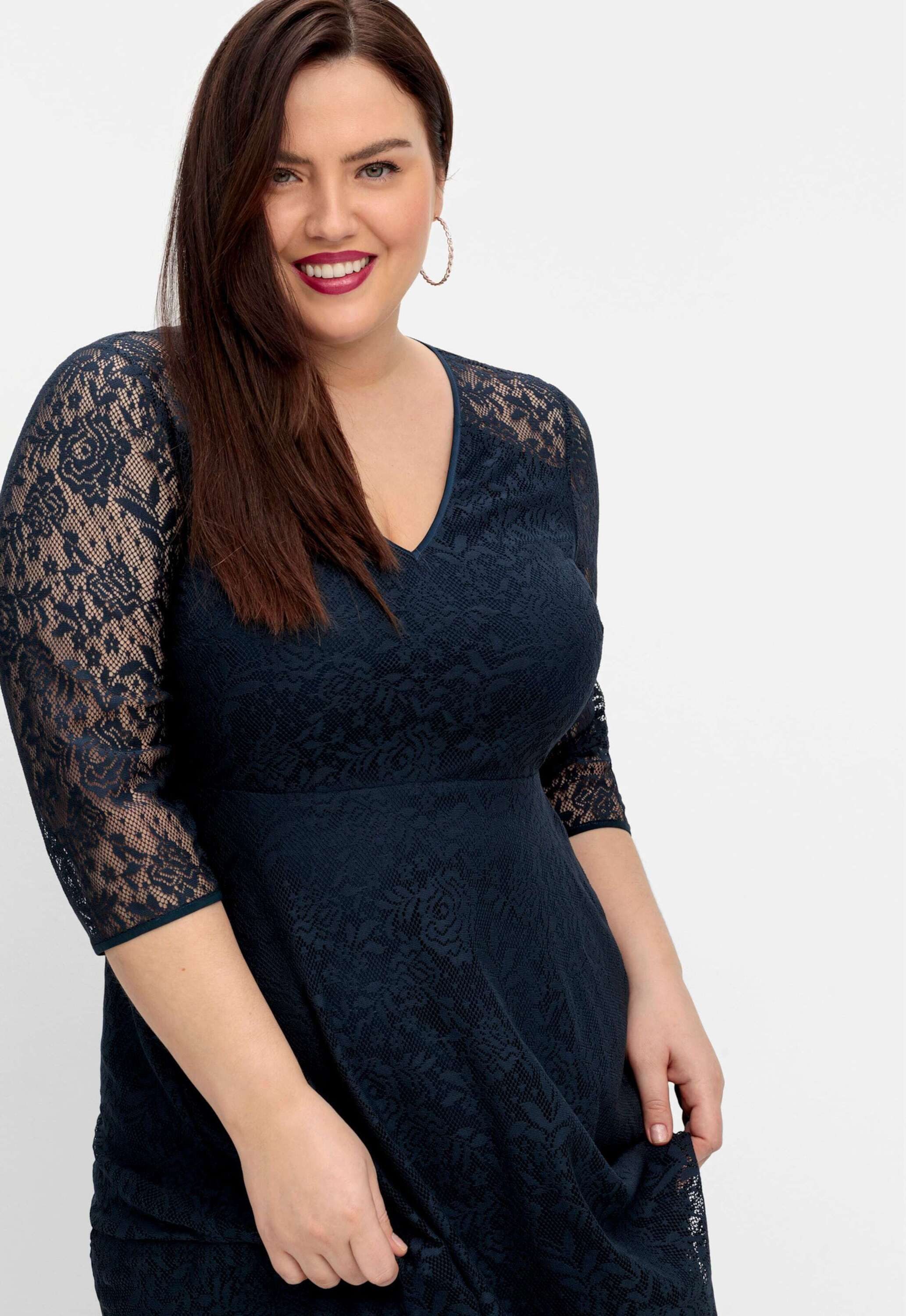 Sheego Etuikleid Cocktailkleid 3/4-Arm aus floraler Spitze, blickdicht gefüttert – Bild 4 von 5