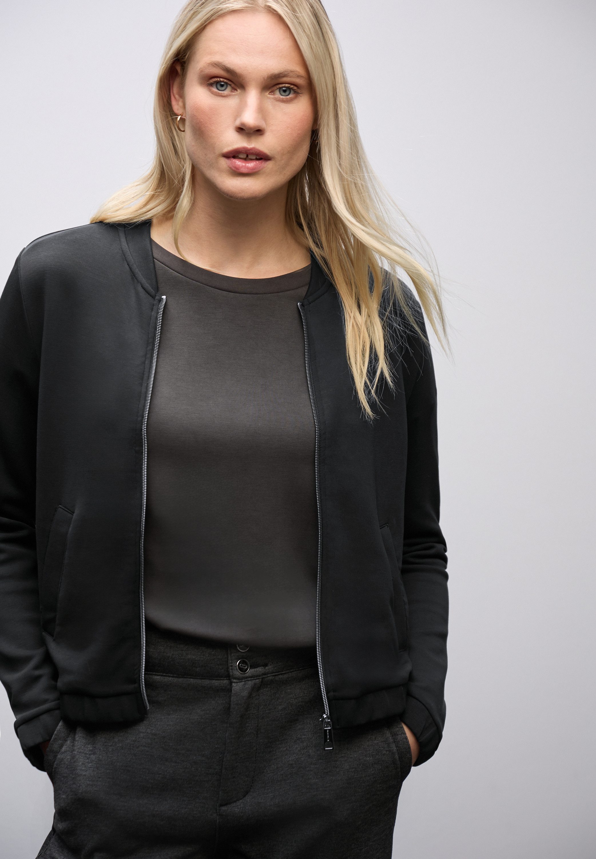 STREET ONE Strickjacke im sportiven Blouson-Style