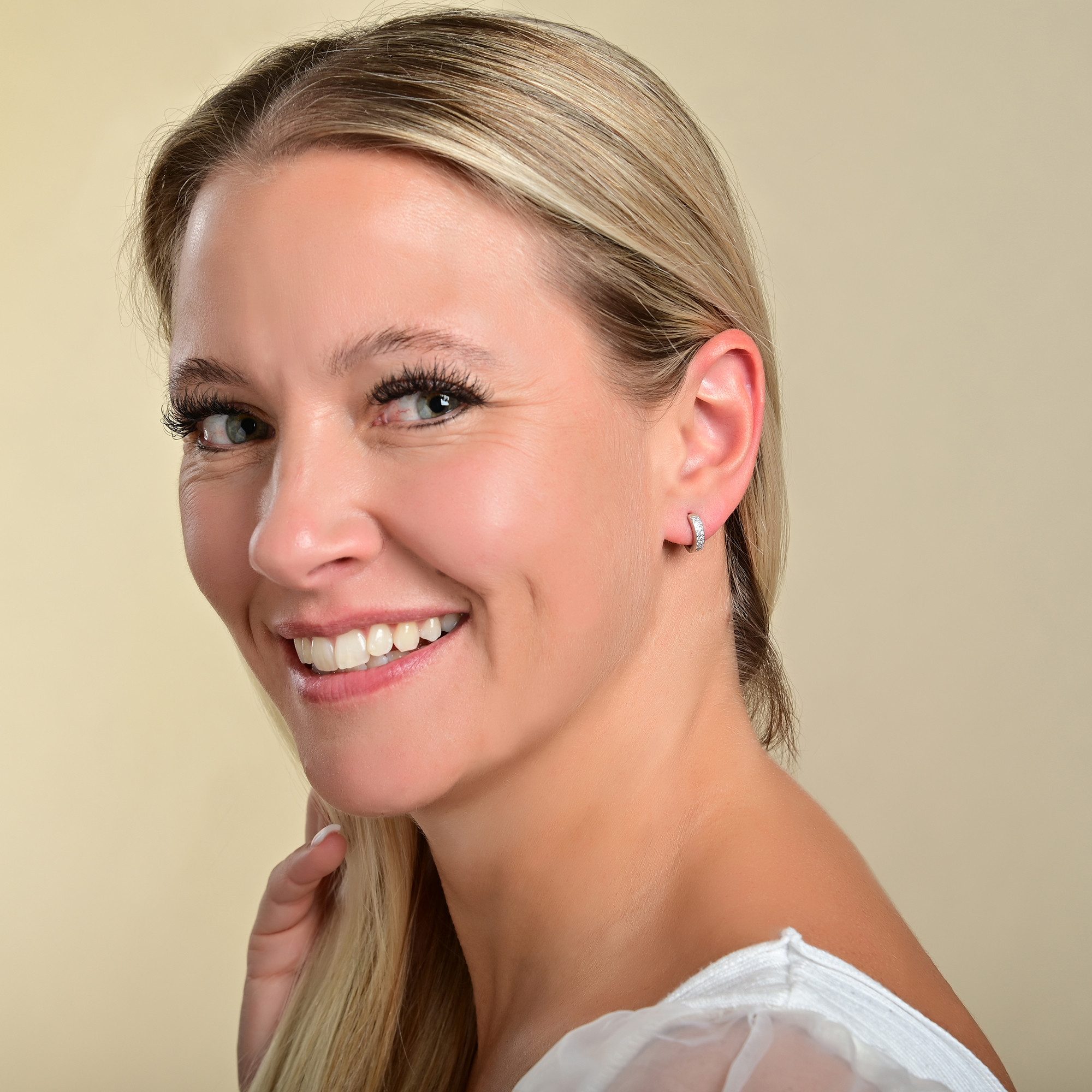 Adelia´s Klappcreolen Ohrringe – Klappcreole aus 925 Silber mit Zirkonia, Ein kleines Geschenk mit großer Wirkung