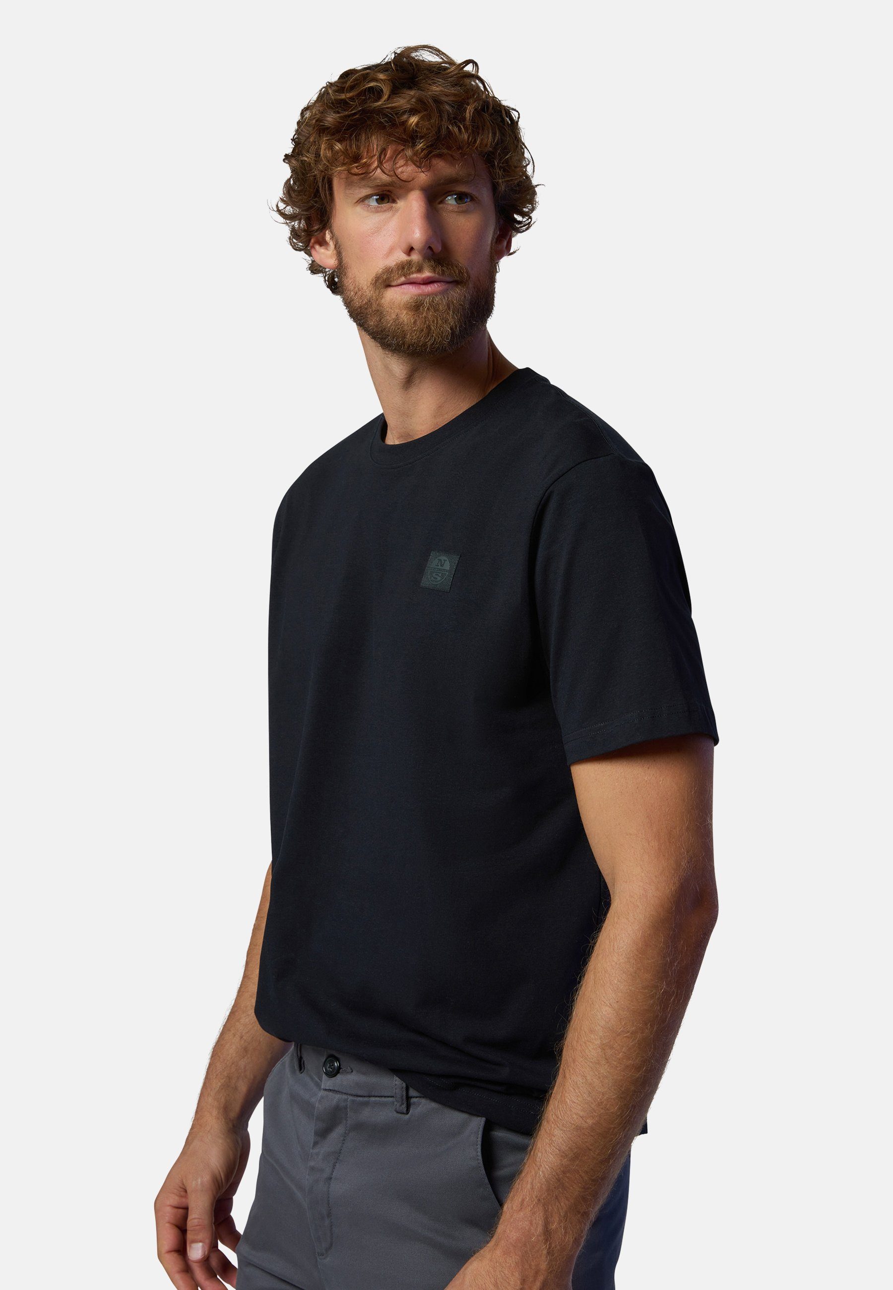 Sails mit Design klassischem T-Shirt MILKY T-Shirt North mit BLACK Logo-Aufnäher
