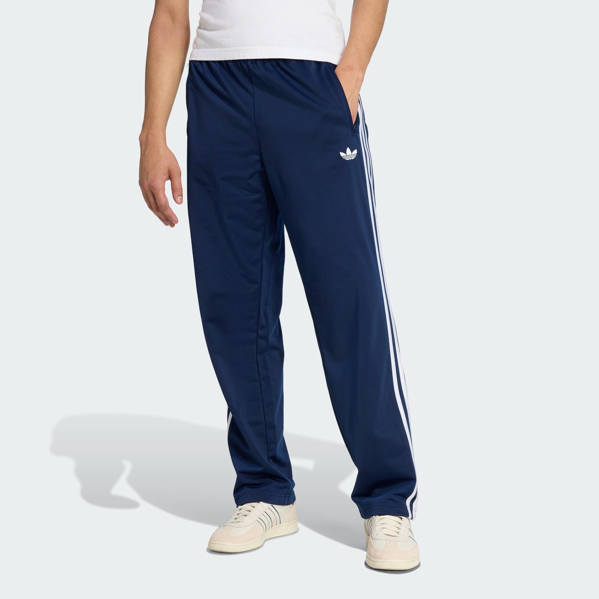adidas Originals Jogginghose FIREBIRD TRAININGSHOSE (1-tlg). € 65,00
