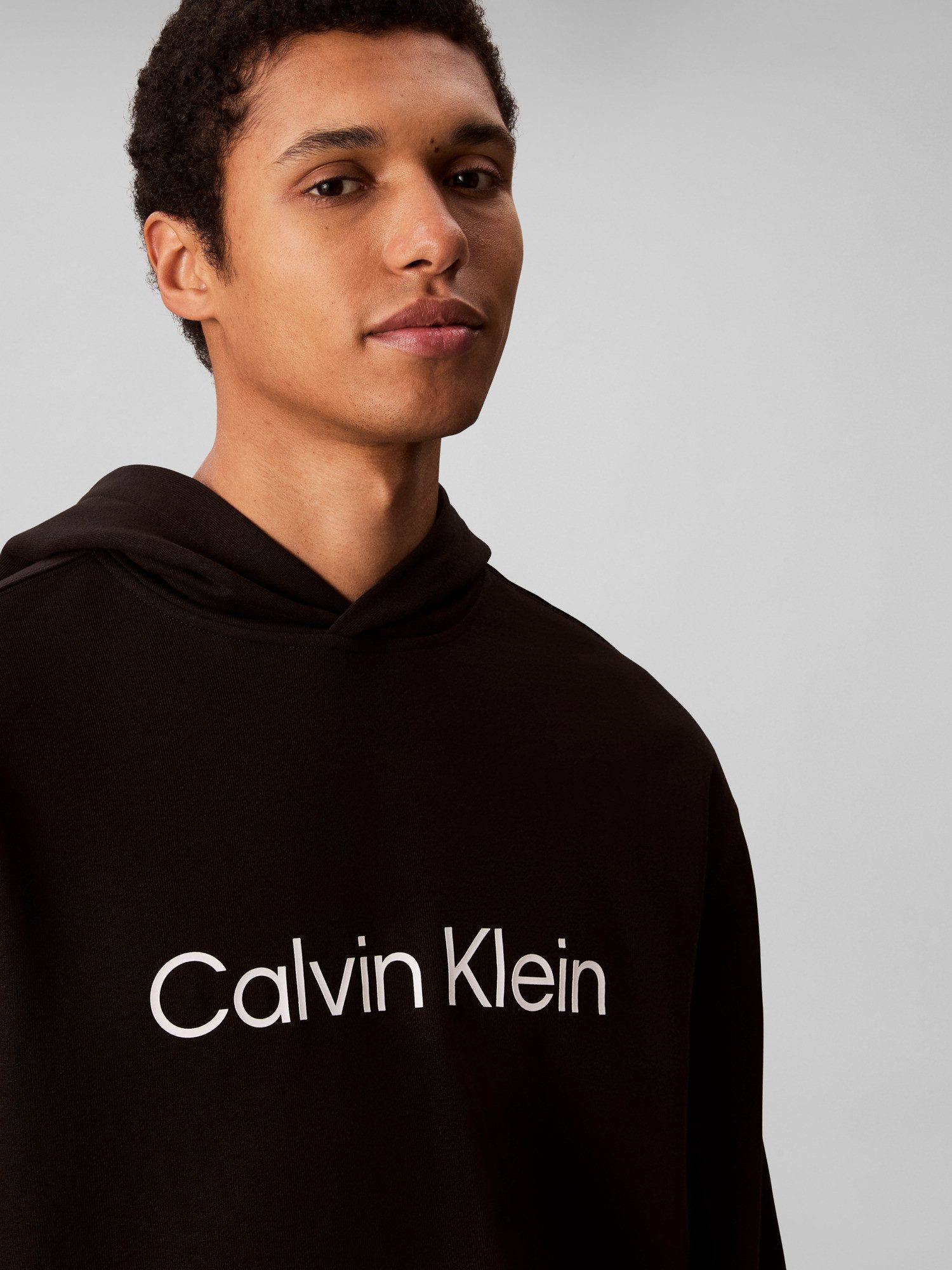 Calvin Klein Kapuzensweatshirt LS EU STANDARD LOGO 350TERRY PO Mit Rundhalsausschnitt, regular fit