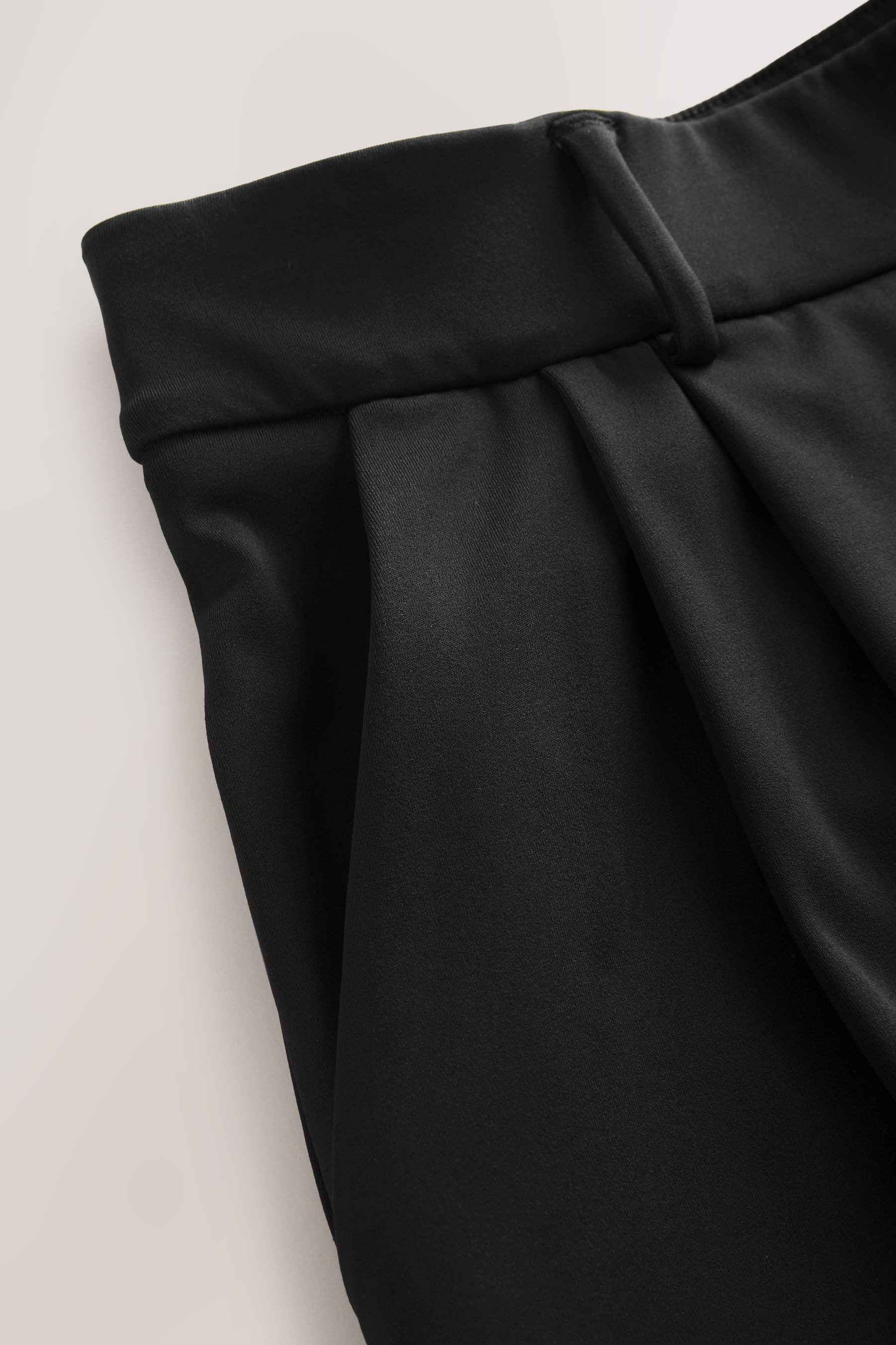 Next Shorts N.Premium Lange Jersey-Shorts (1-tlg)
