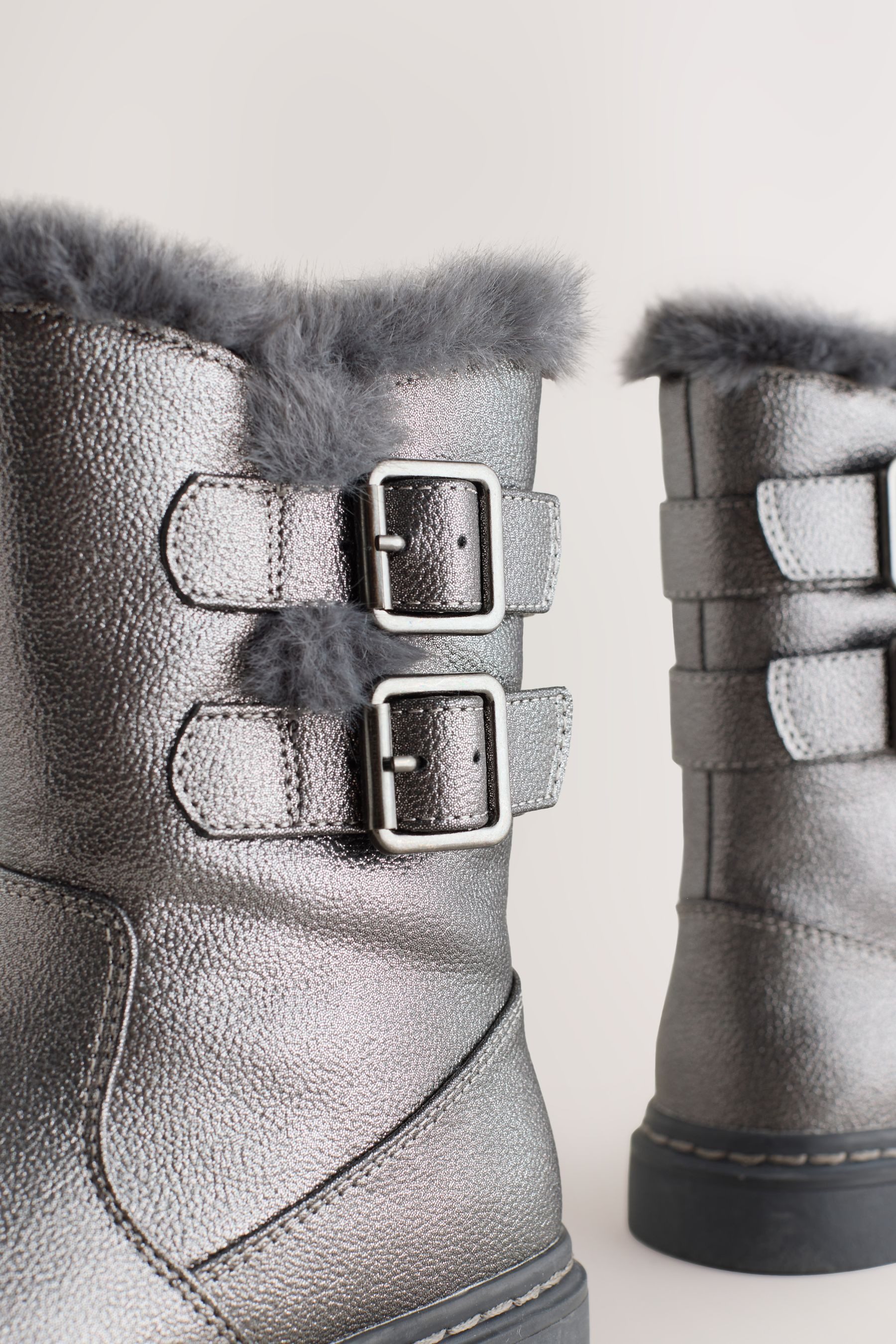 Next Stiefel mit Kunstpelzfutter, weite Passform Stiefel (1-tlg)