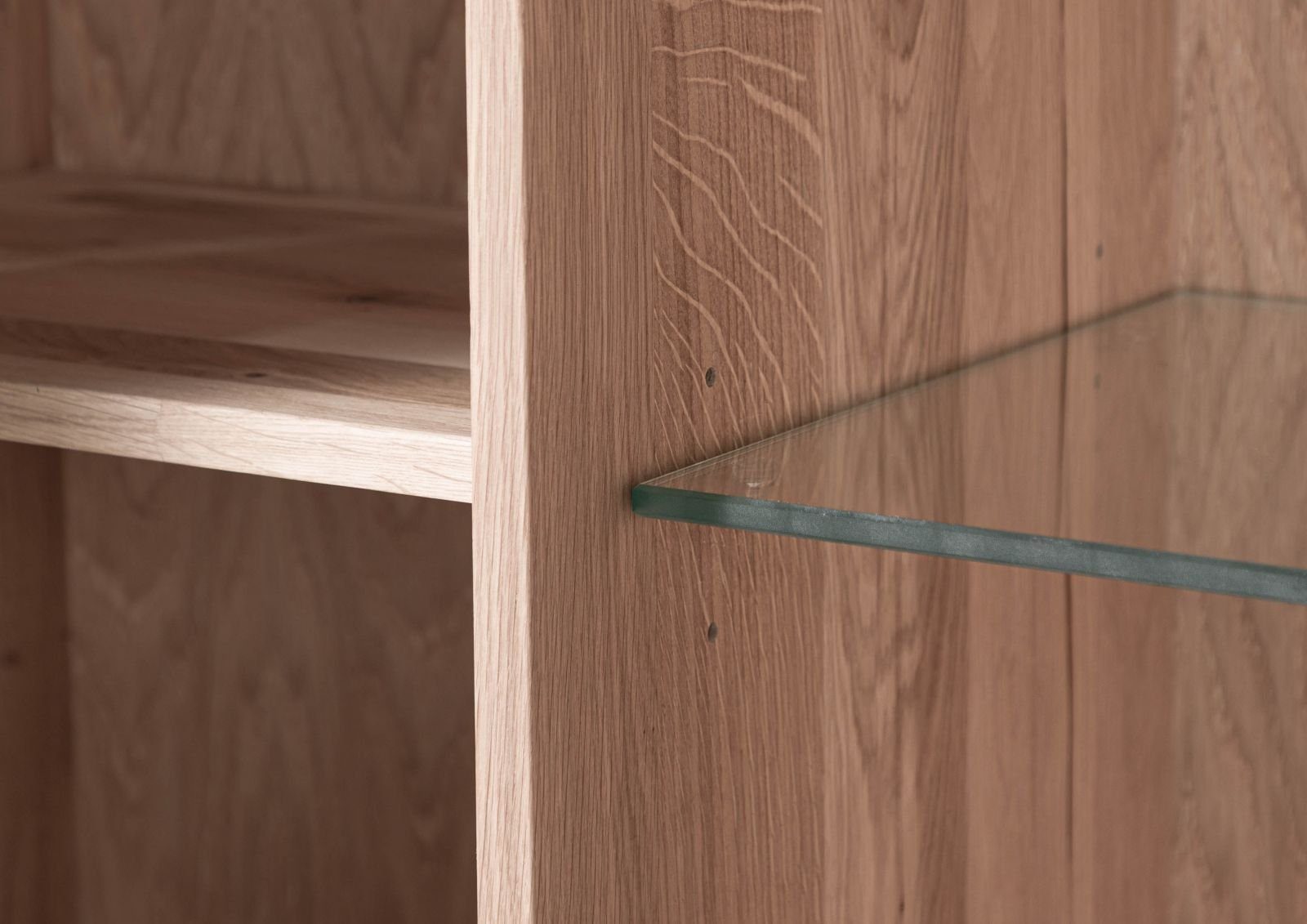 Massivmoebel24 Standvitrine (Vitrine Wildeiche 103x40x205 bianco günstig online kaufen