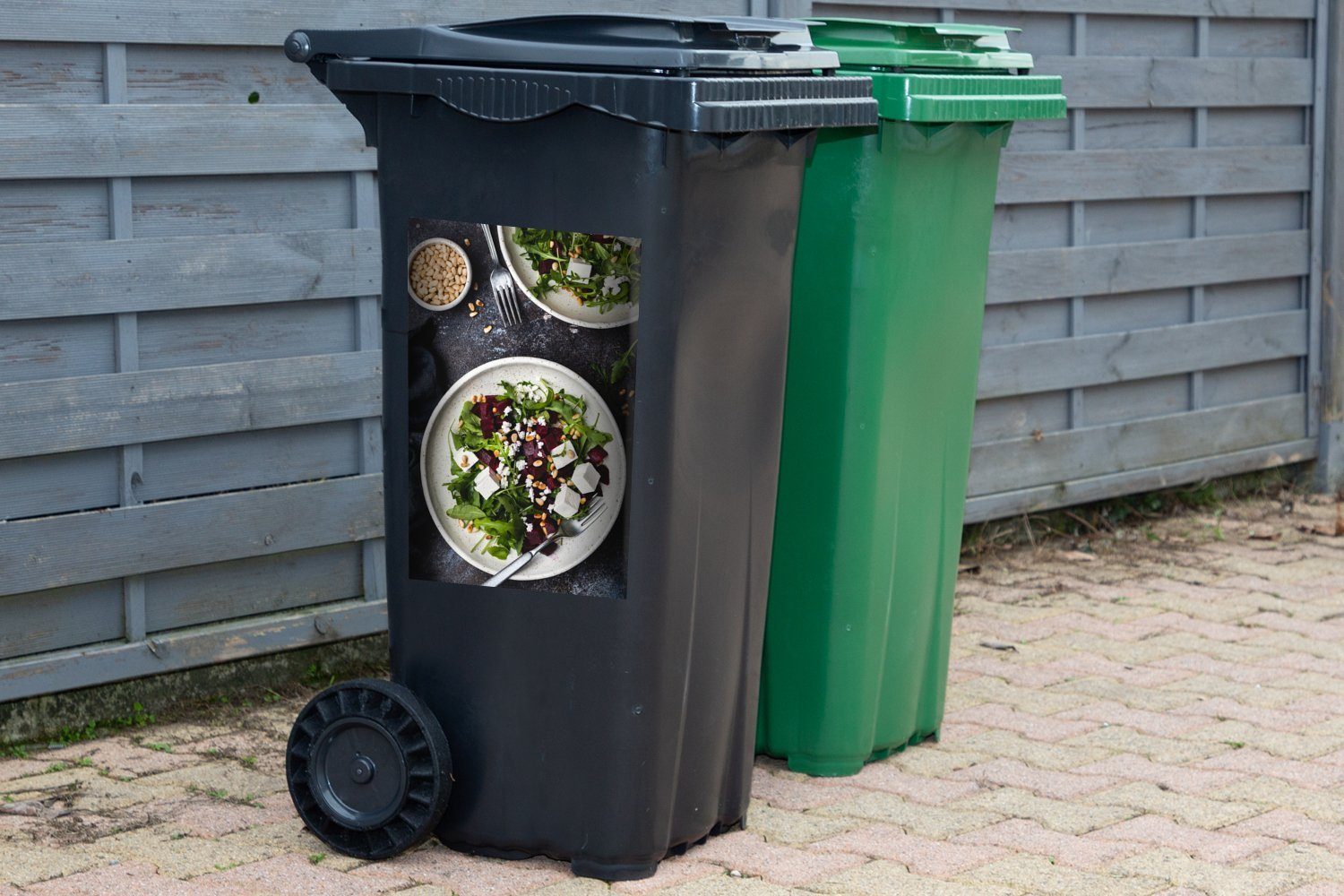 MuchoWow Wandsticker Salat mit Feta-Käse Sticker, Container, Mülltonne, (1 St), Mülleimer-aufkleber, Abfalbehälter