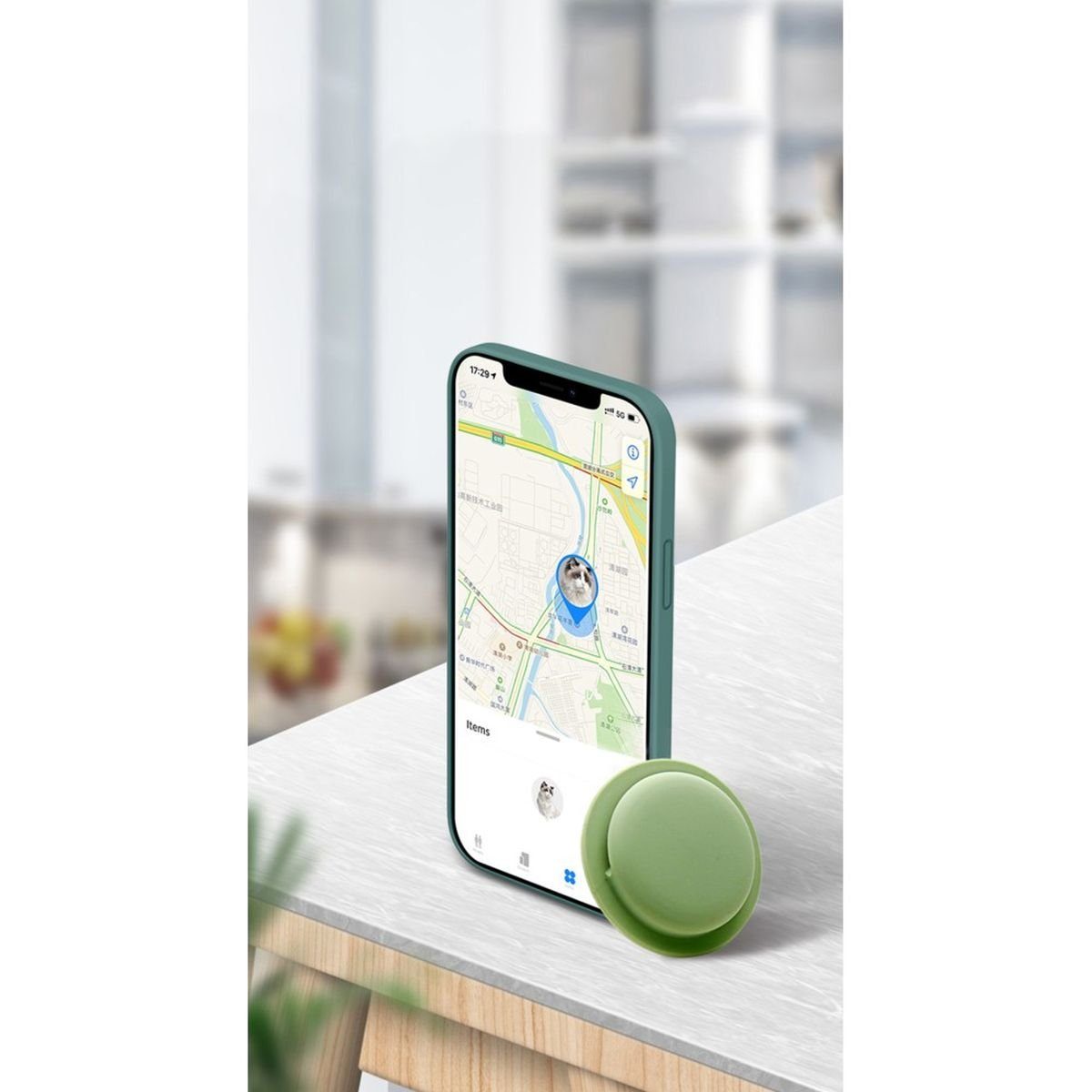 Hülle Grün 2021 - selbstklebend CoverKingz Apple Cover für Silikonhülle - AirTags Schlüsselanhänger