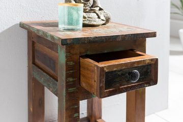 KADIMA DESIGN Beistelltisch Nachttisch aus recyceltem Mangoholz: Praktisch & stilvoll (Braun)