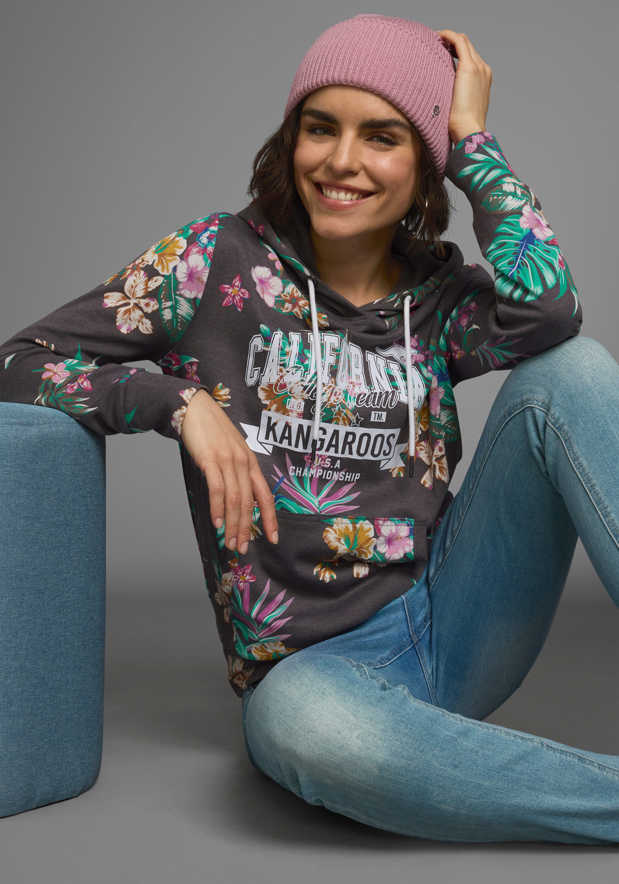 KangaROOS Kapuzensweatshirt mit Kapuze und Kordelzug, Langarm, hüftbedeckende Länge